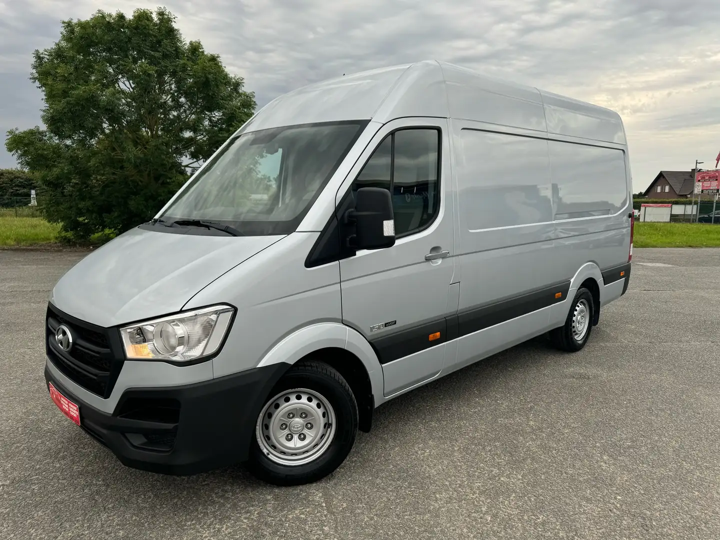Hyundai H 350 2.5 CRDi L3H3 Gps Camera Airco Cruiscontrol 6Vites Argent - 1