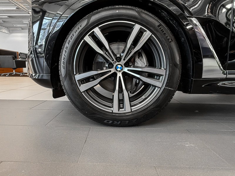 BMW X7 xDrive40d M Sport HUD PANO ACC AHK 360°KAM — photo 4