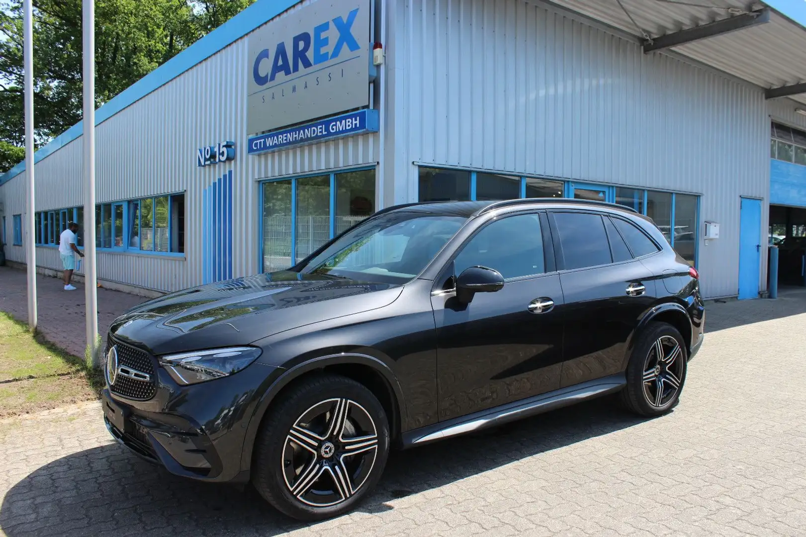 Mercedes-Benz GLC 300 GLC -Klasse GLC 300 e 4Matic AMG PAKET Vert - 1