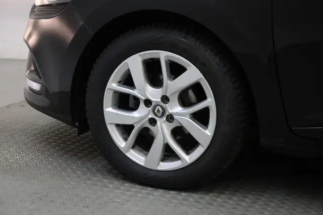 Renault Clio view 29