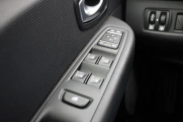 Renault Clio view 28