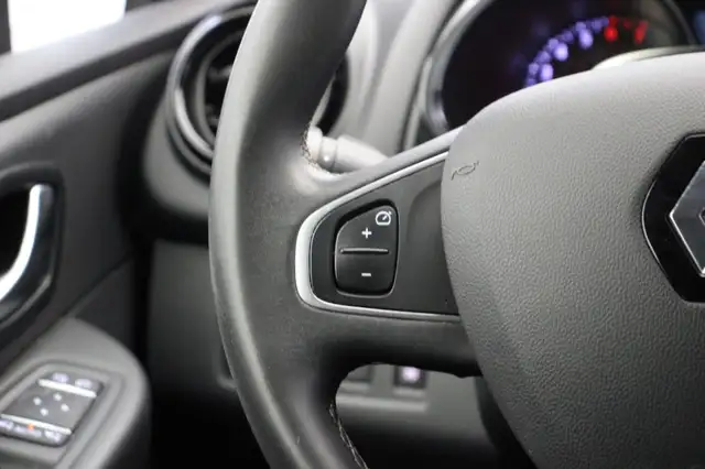 Renault Clio view 7