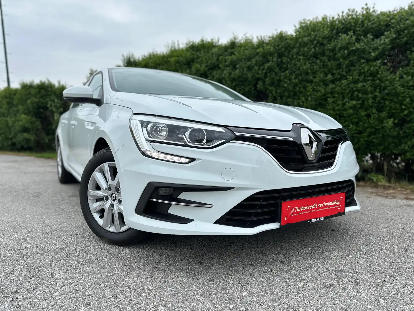 Renault Megane Mégane Grand Coupe Evolution TCe 140 EDC*SHZ* Fehér - 2