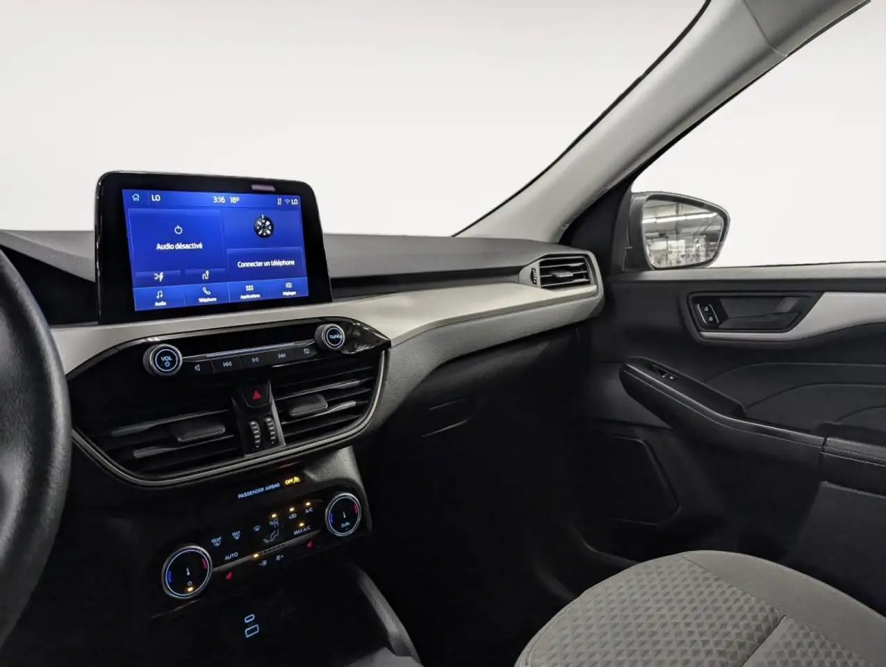Ford Escape снимка Ford Escape