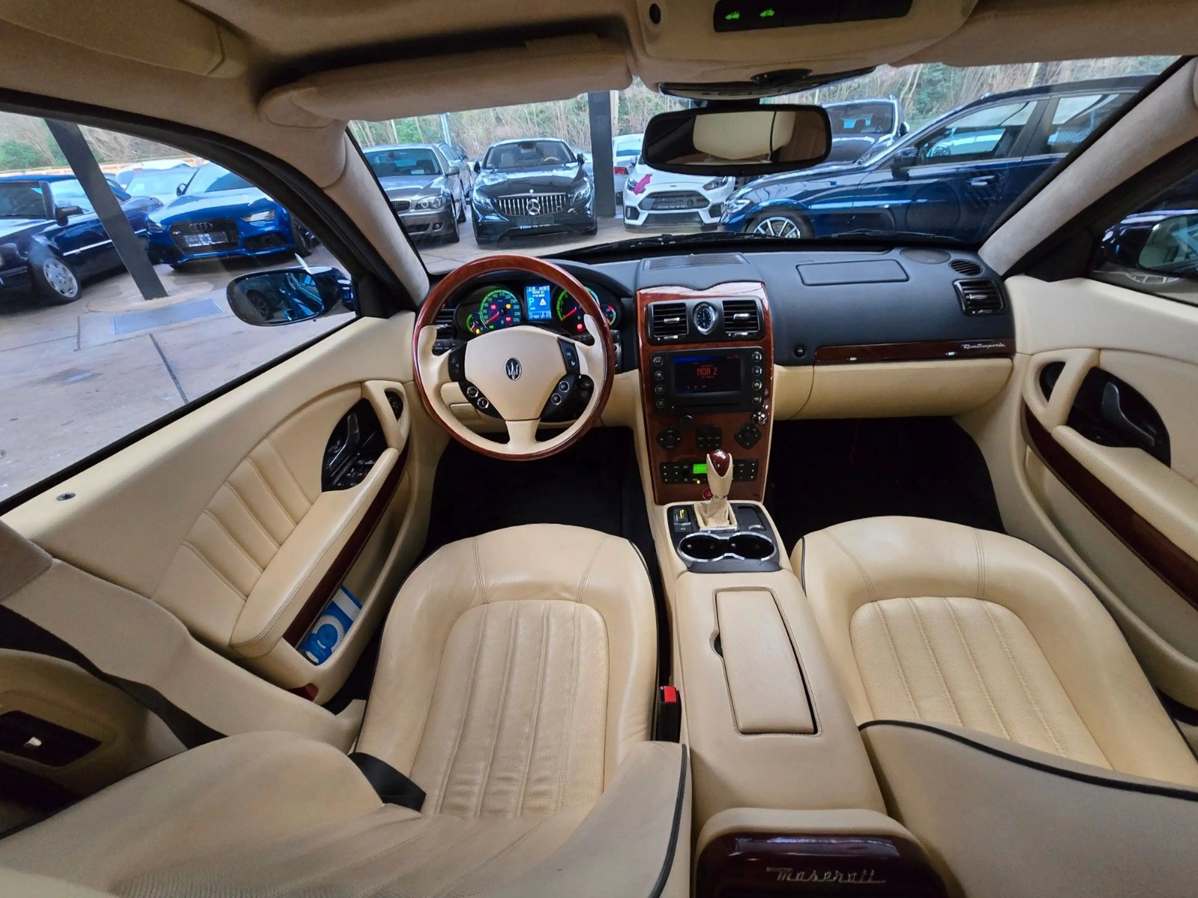 Maserati Quattroporte Executive GT SSD/NAVI/BLAU-Metallic — photo 15