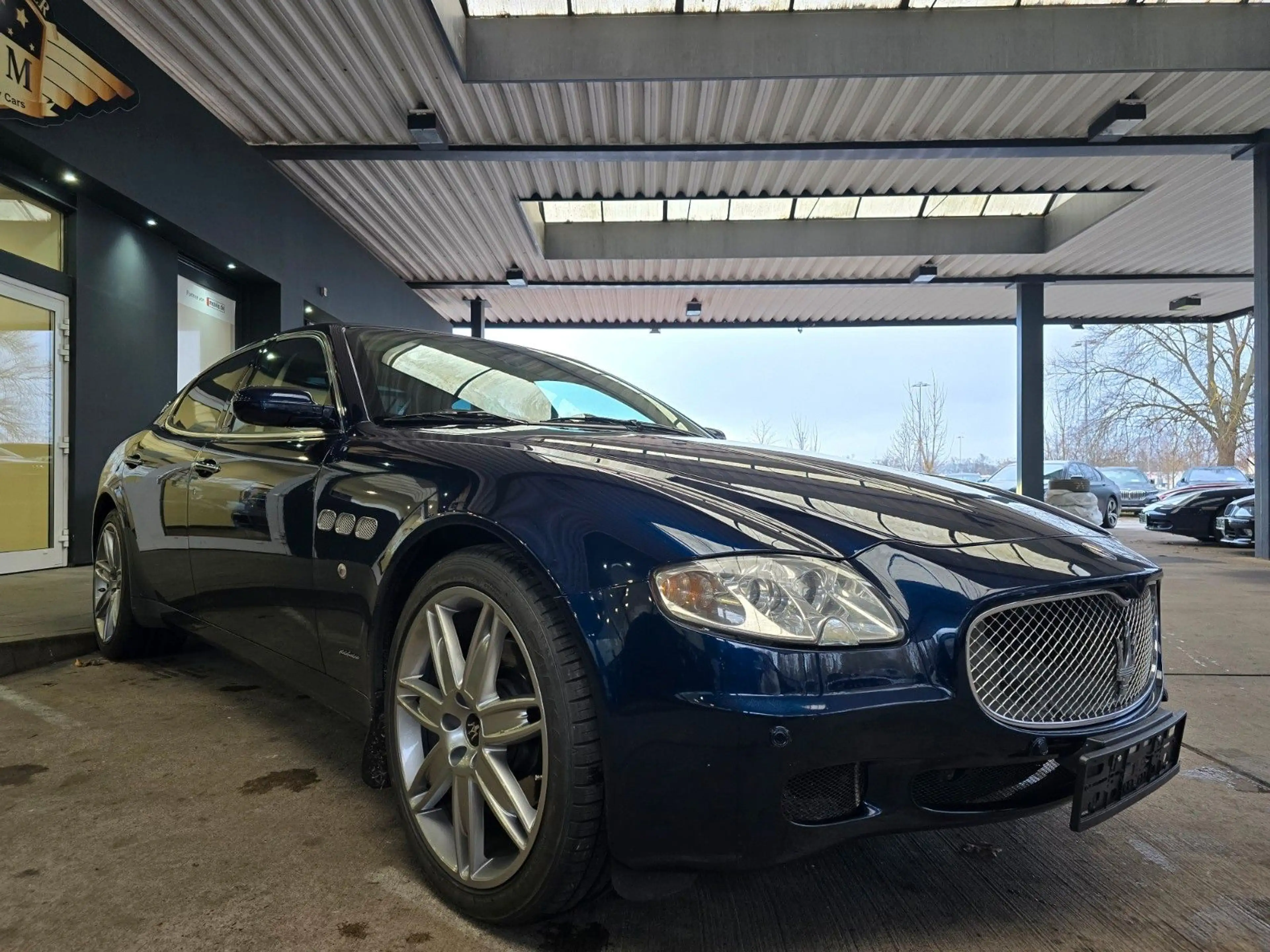 Maserati Quattroporte Executive GT SSD/NAVI/BLAU-Metallic — photo 5