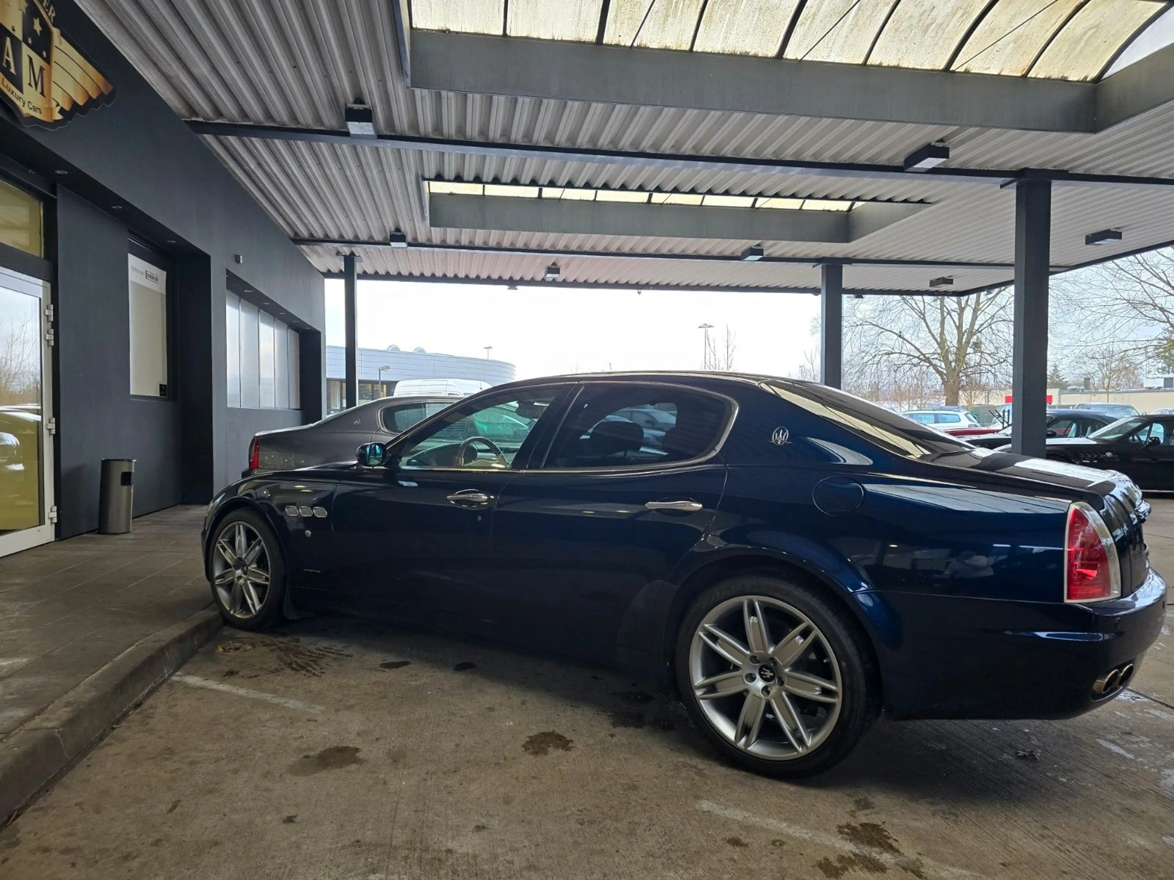 Maserati Quattroporte Executive GT SSD/NAVI/BLAU-Metallic — photo 14