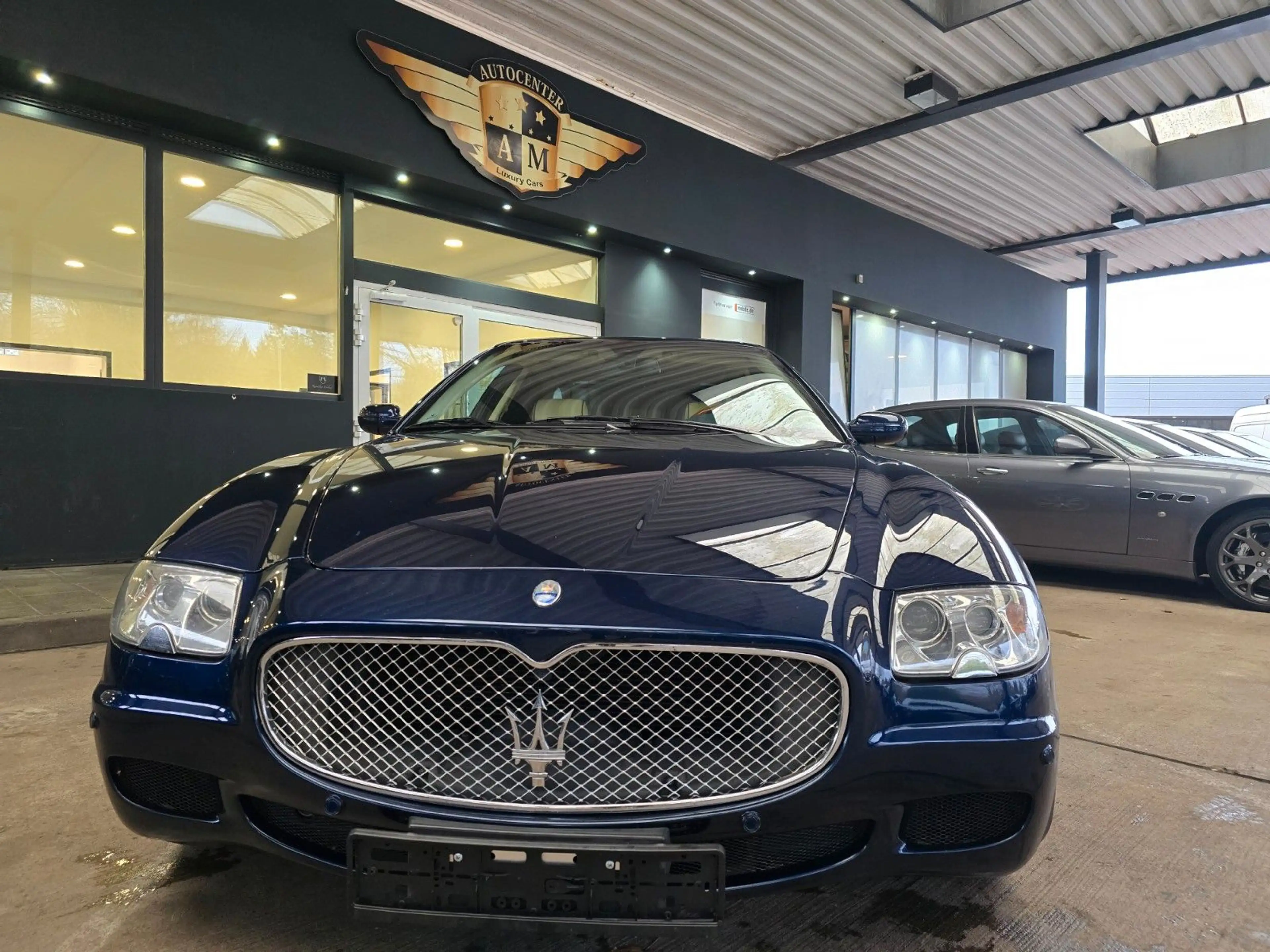 Maserati Quattroporte Executive GT SSD/NAVI/BLAU-Metallic — photo 4