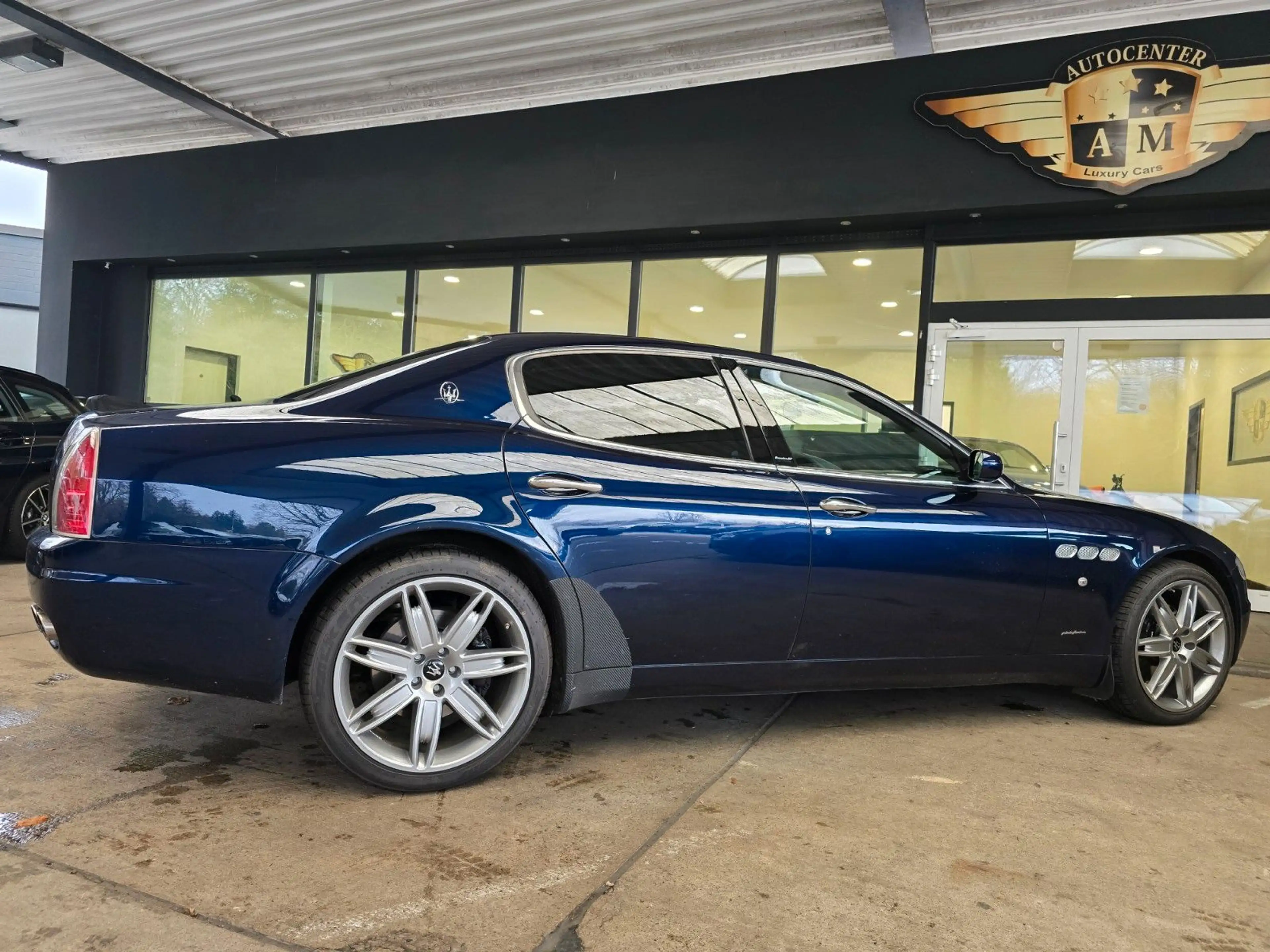 Maserati Quattroporte Executive GT SSD/NAVI/BLAU-Metallic — photo 9