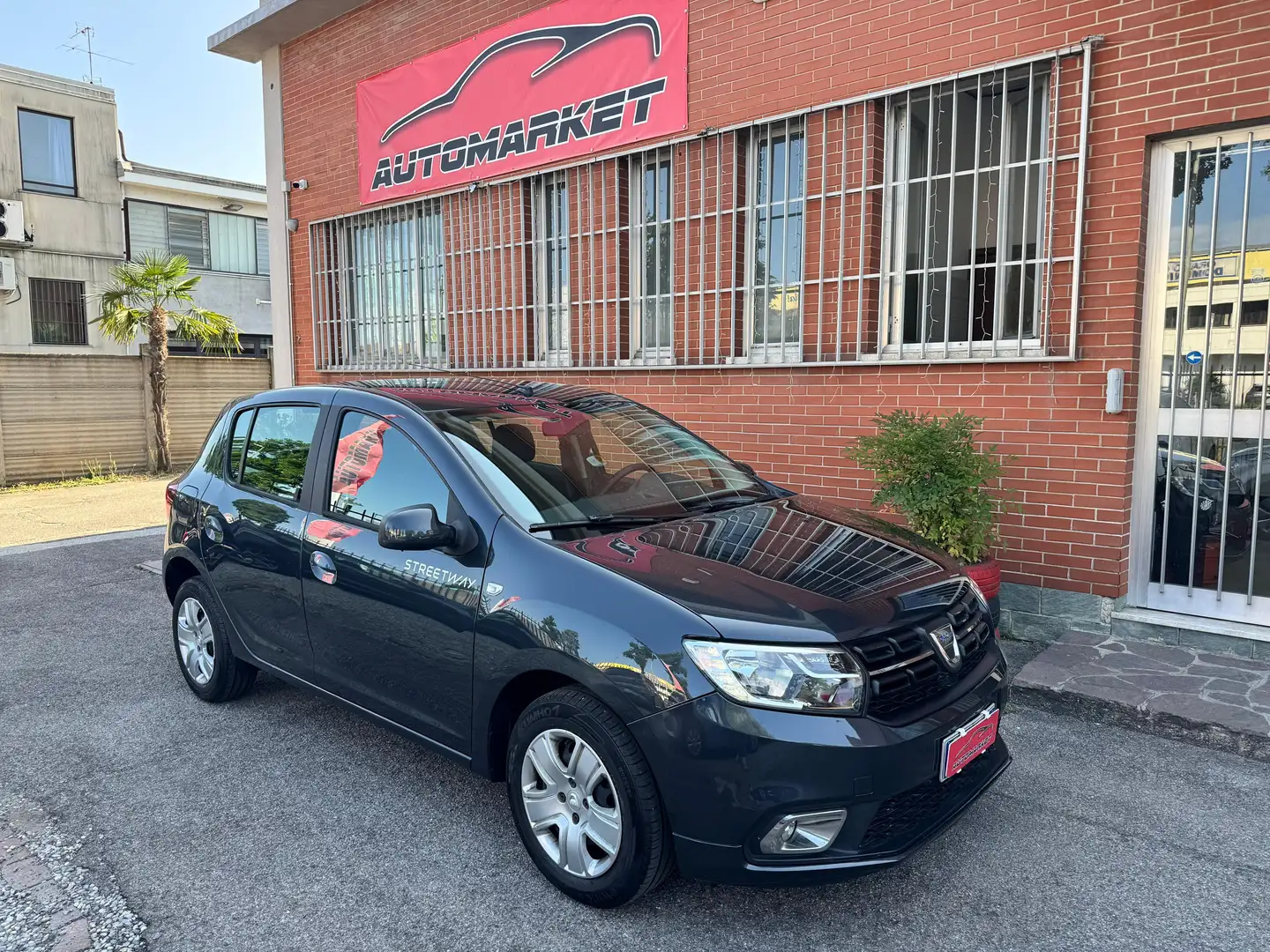 Dacia Sandero 1.0 sce 73cv Streetway Comfort Grigio - 1