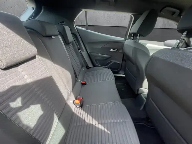 Peugeot 2008 view 14