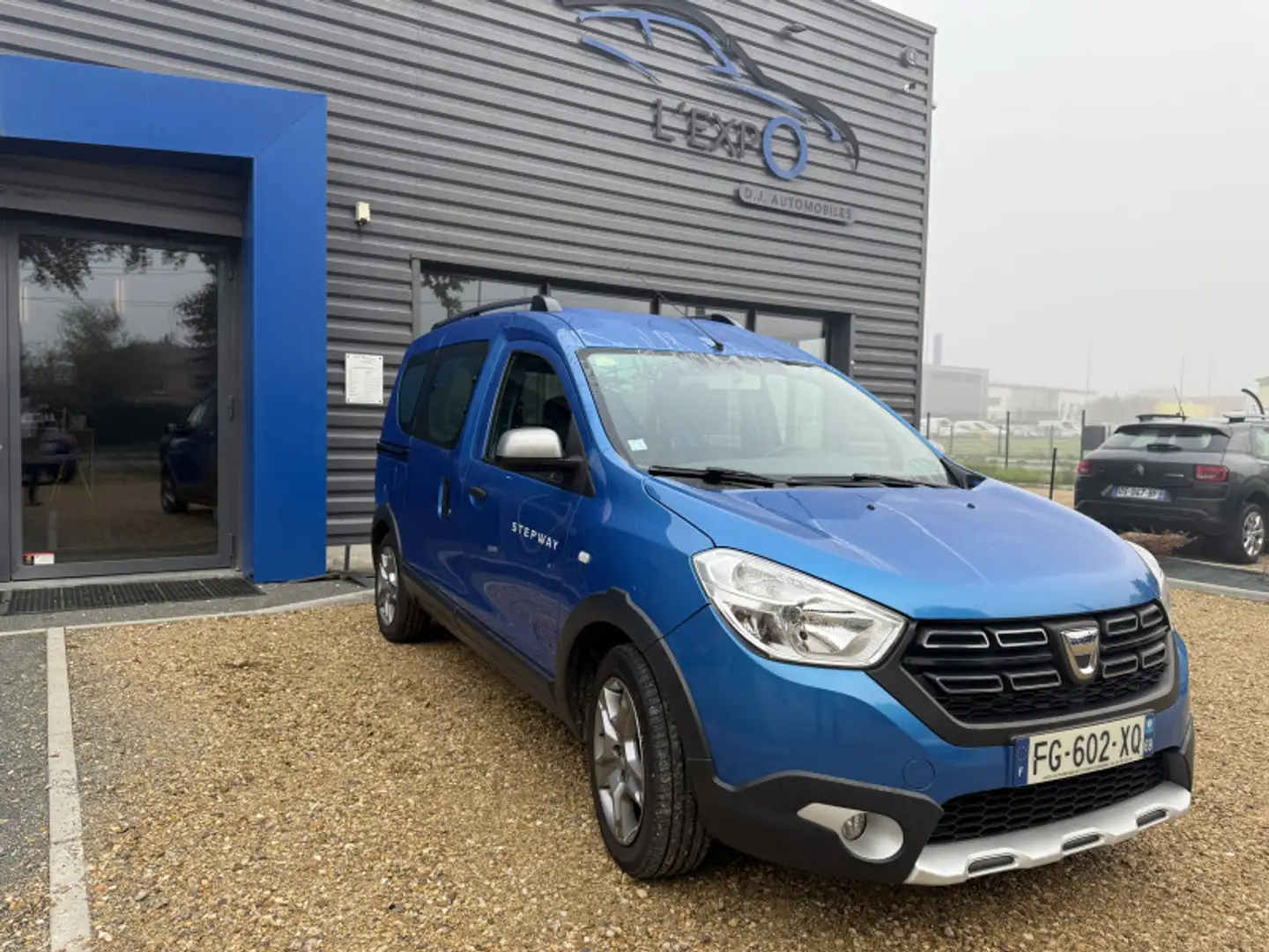 Dacia Dokker 1.5 BLUE DCI 95CH STEPWAY Bleu - 1