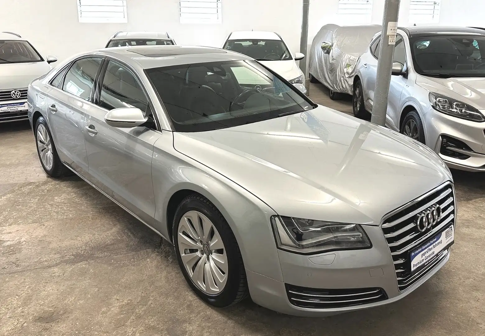 Audi A8 TFSI, Top Ausstattung, Audi Service Silber - 2