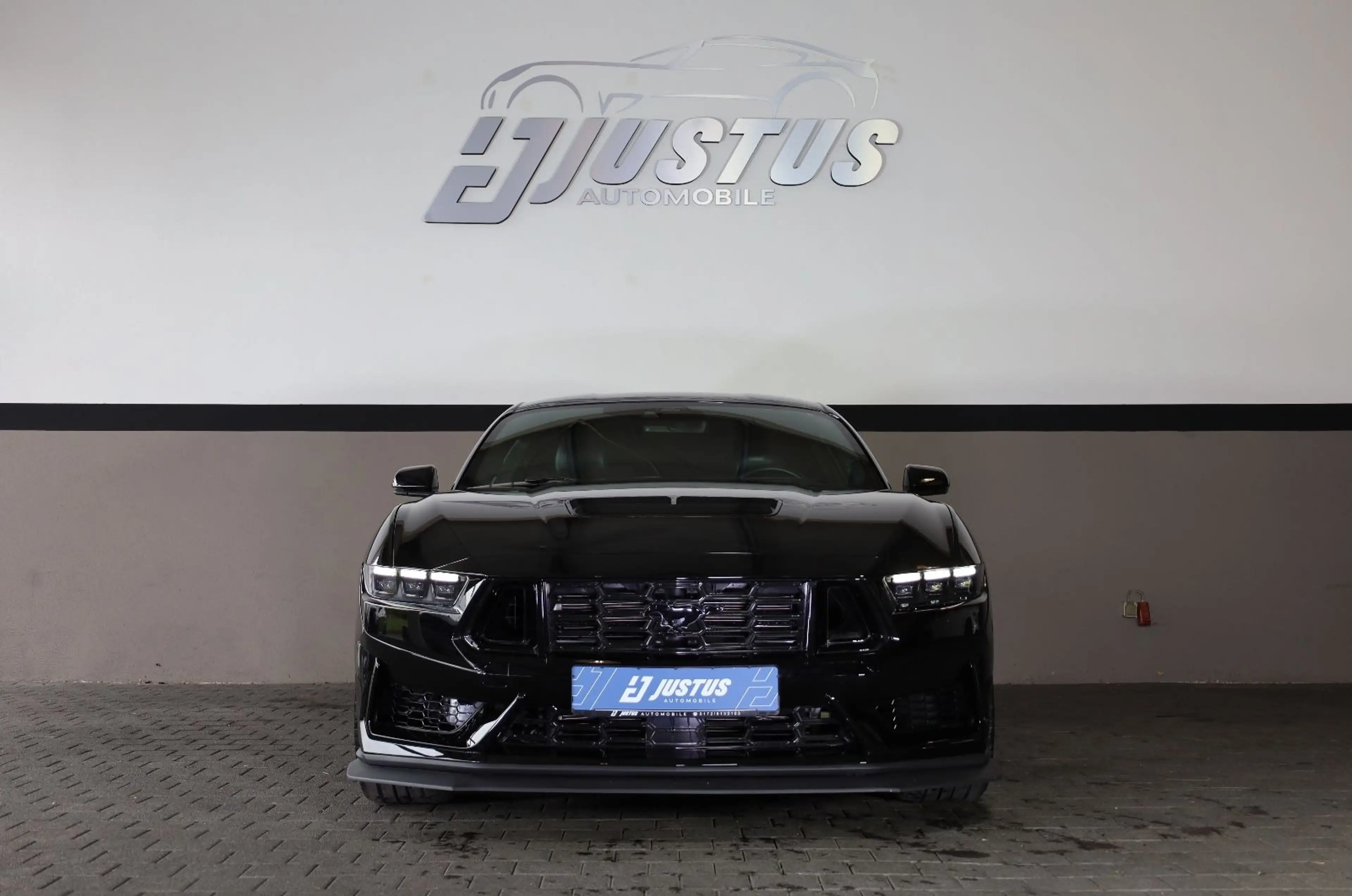 Ford Mustang 5.0 Ti-VCT V8 GT/ACC/TTW/SHZ/LHZ/B&O/R20 — photo 2