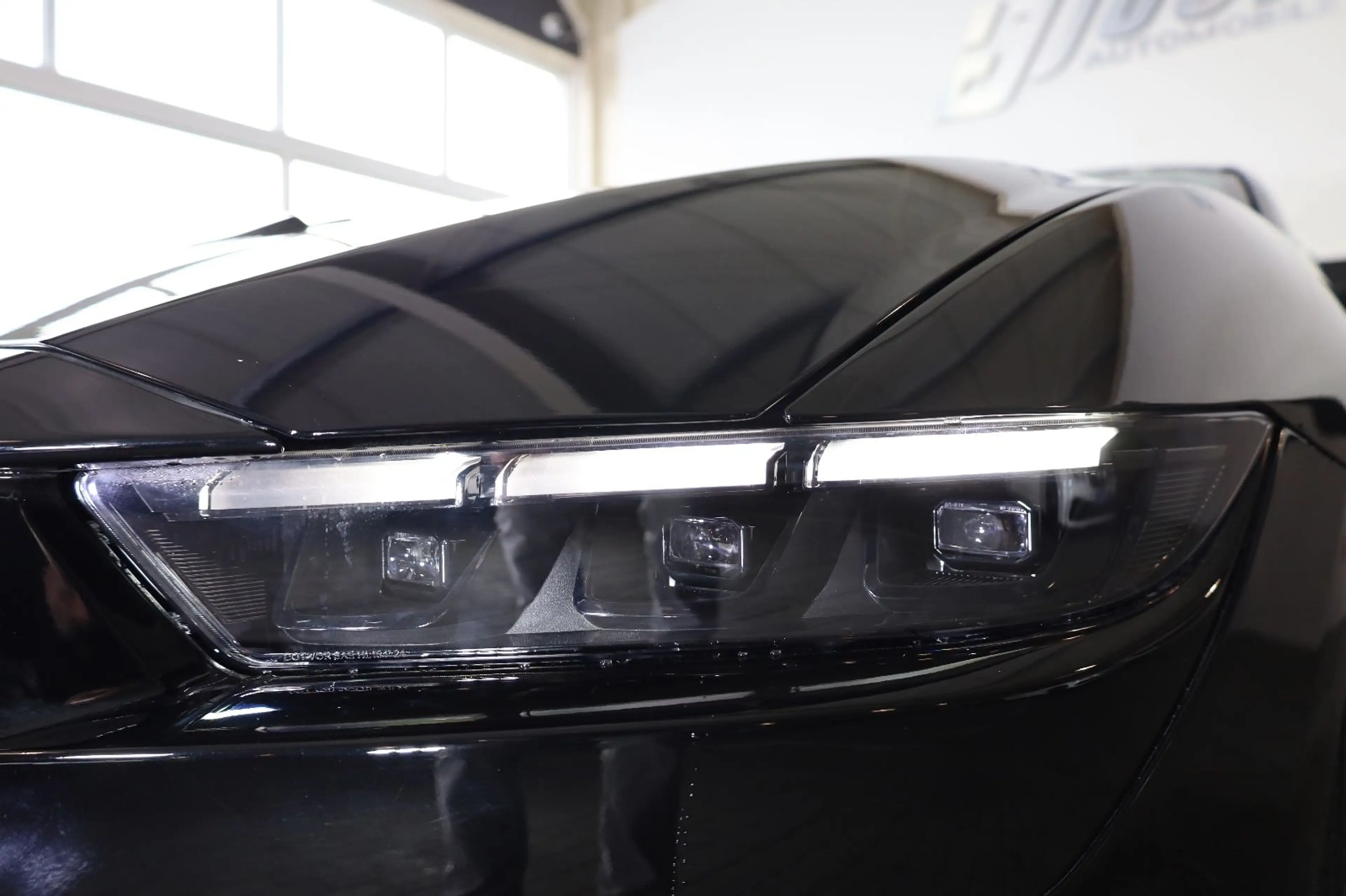 Ford Mustang 5.0 Ti-VCT V8 GT/ACC/TTW/SHZ/LHZ/B&O/R20 — photo 6