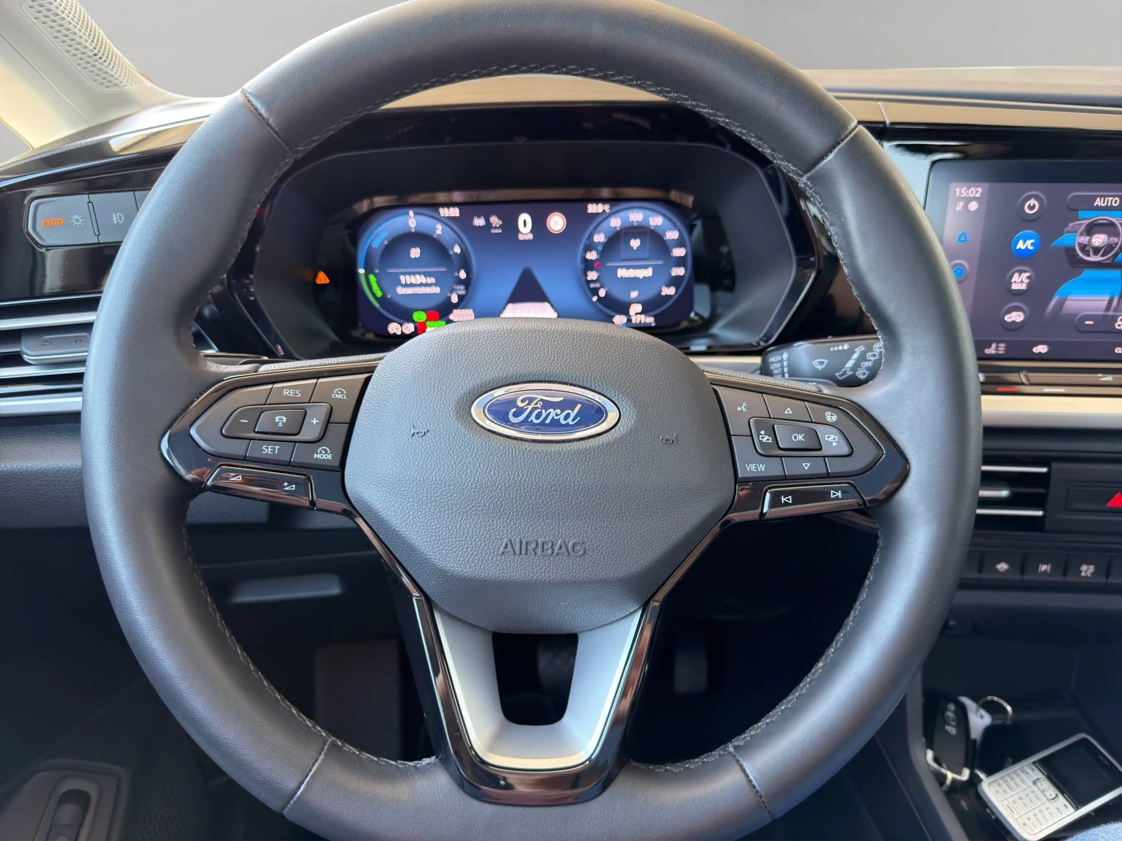 Ford Tourneo Connect PHEV Active — photo 13