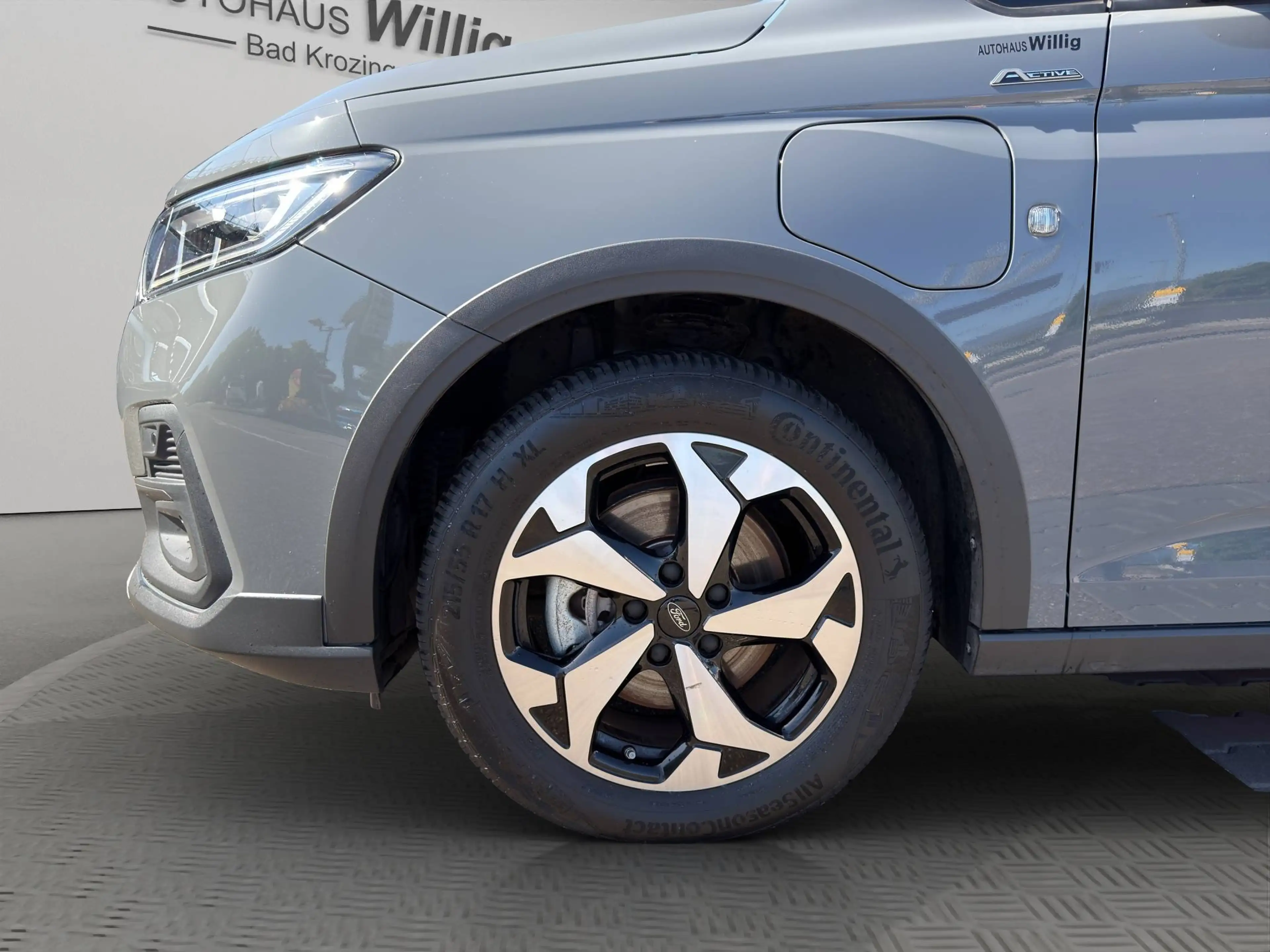 Ford Tourneo Connect PHEV Active — photo 10