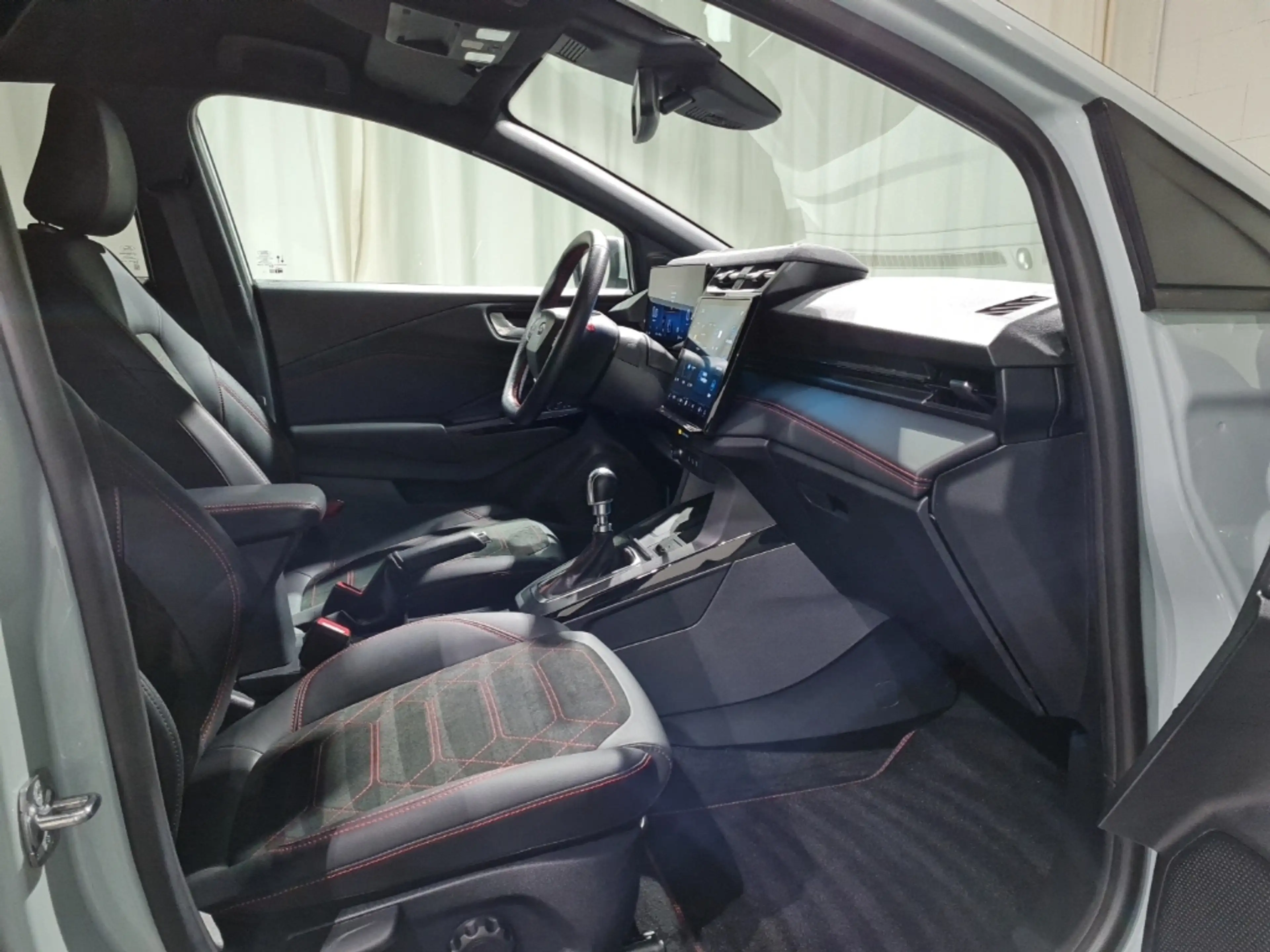 Ford Puma 1.0 MHEV ST-Line X*AHK*ACC*DAB*-39%* — photo 4