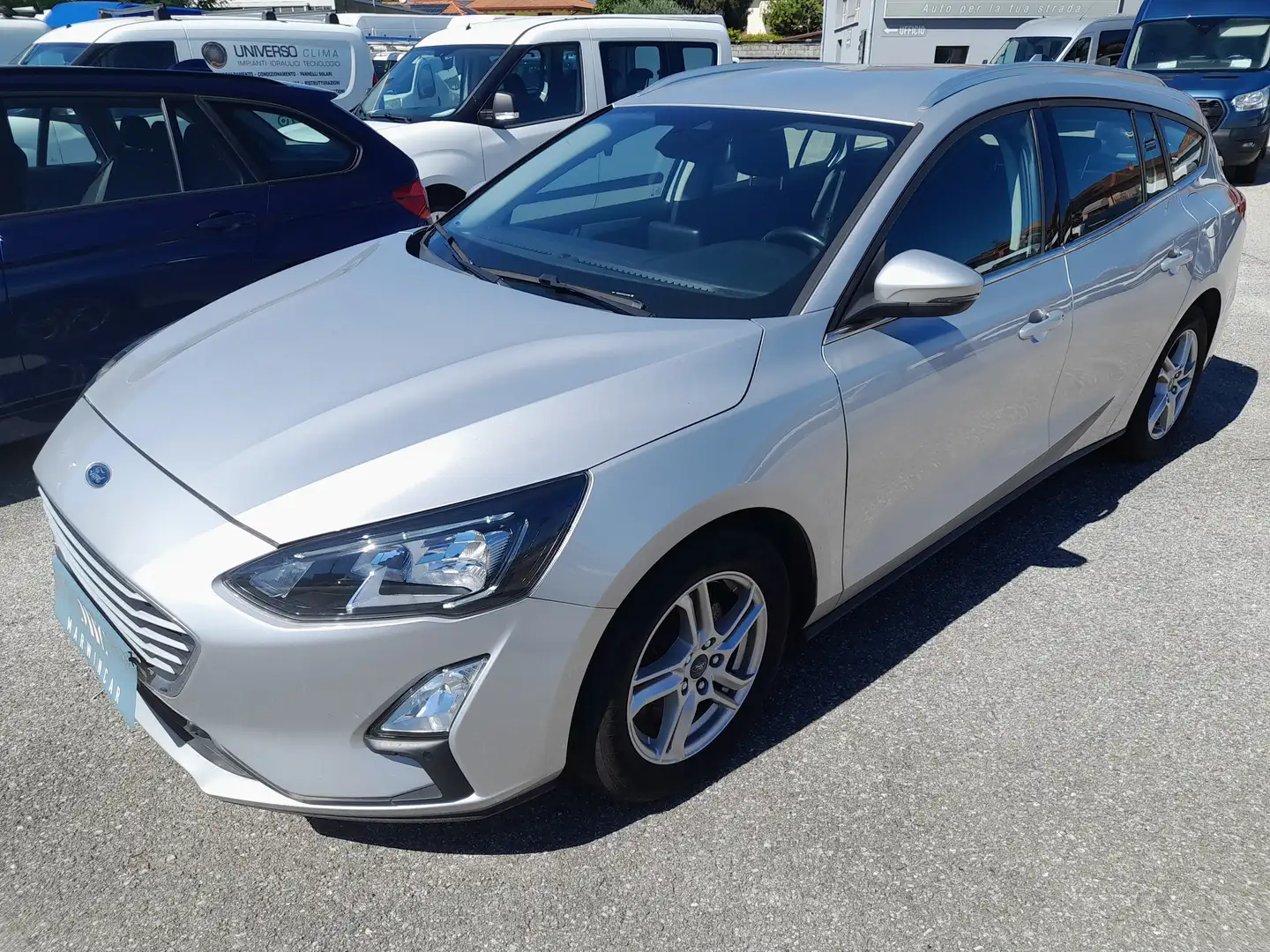 Ford Focus SW 1.5 ecoblue Business s&s 95cv NEOPATENTATI OK Silber - 1