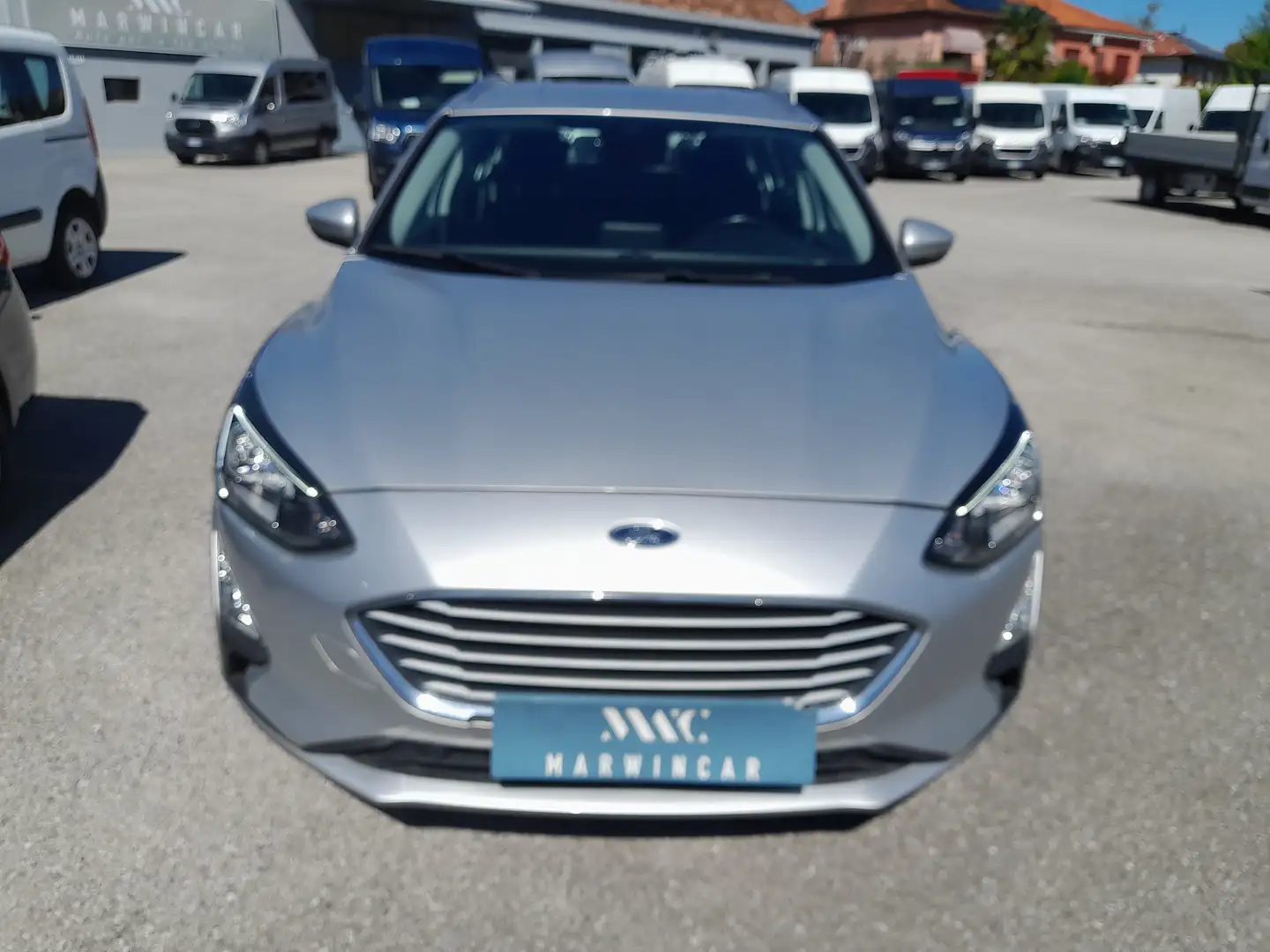 Ford Focus SW 1.5 ecoblue Business s&s 95cv NEOPATENTATI OK Silber - 2