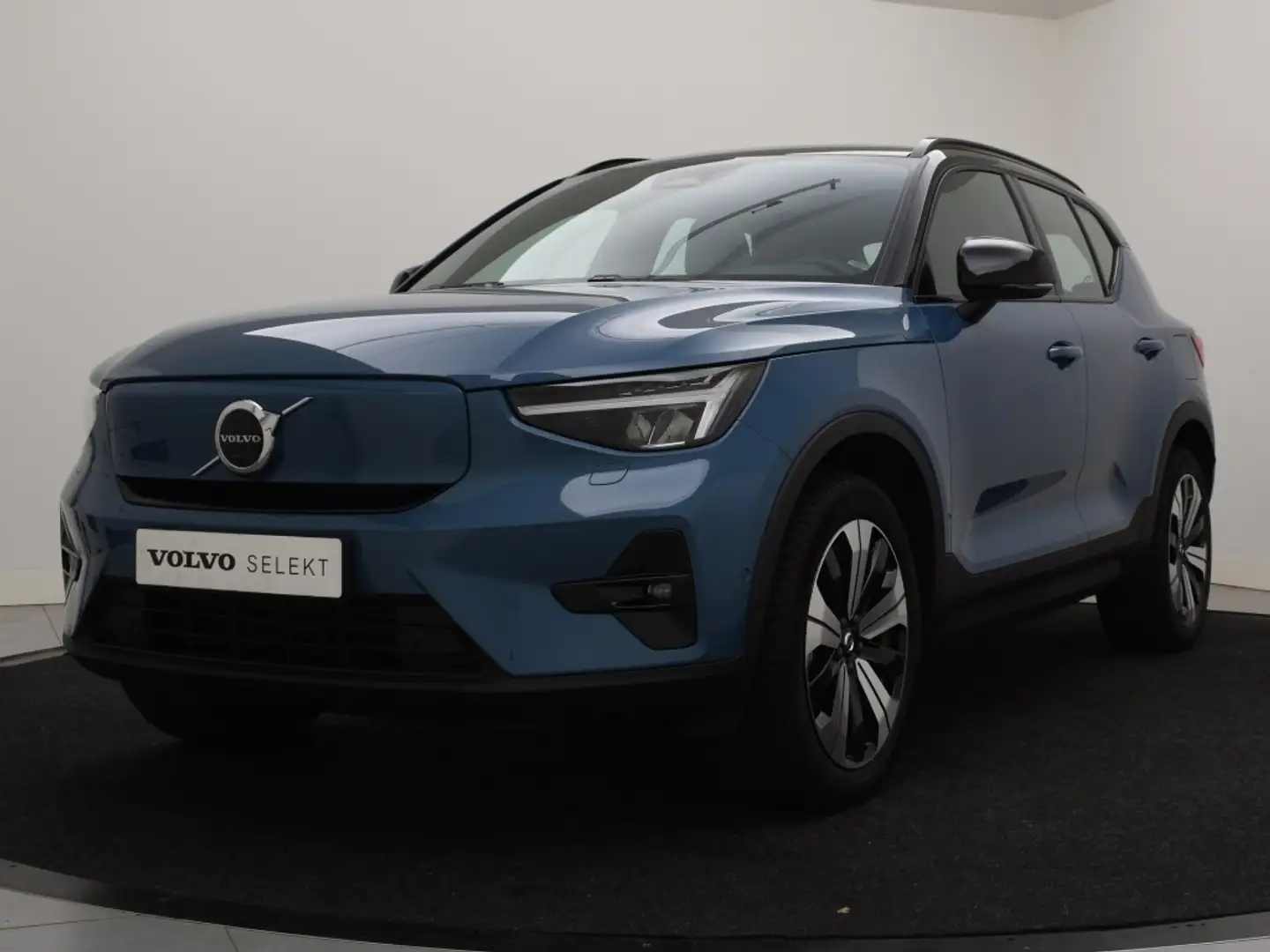 Volvo XC40 RECHARGE PURE ELECTRIC ULTIMATE 19INCH SCHUIFDAK A Azul - 2