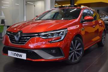 GrandTour E-TECH Plug-in Hybrid RS line/Valckenie