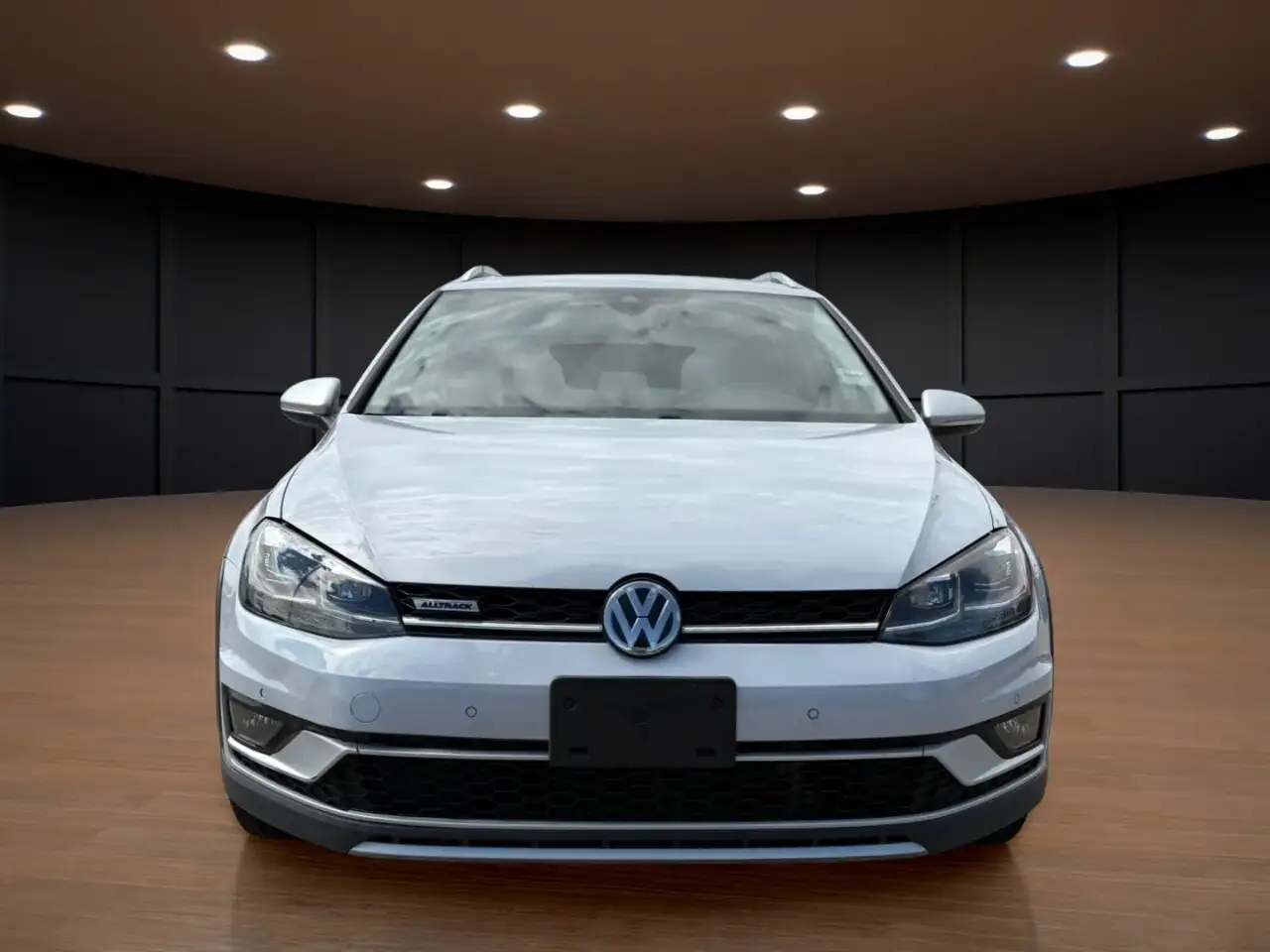 Volkswagen Golf снимка Volkswagen Golf
