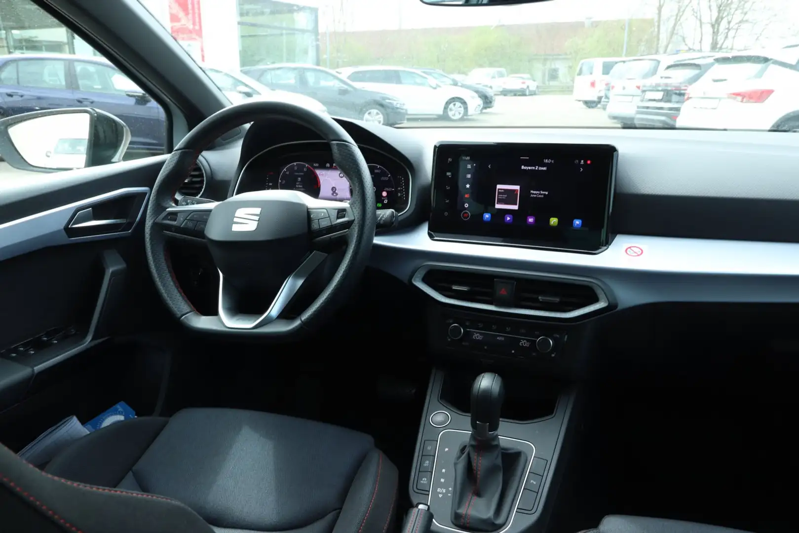 SEAT Ibiza 1.0 TSI FR DSG*ALU*NAVI*PDC*SHZ*ACC Weiß - 2