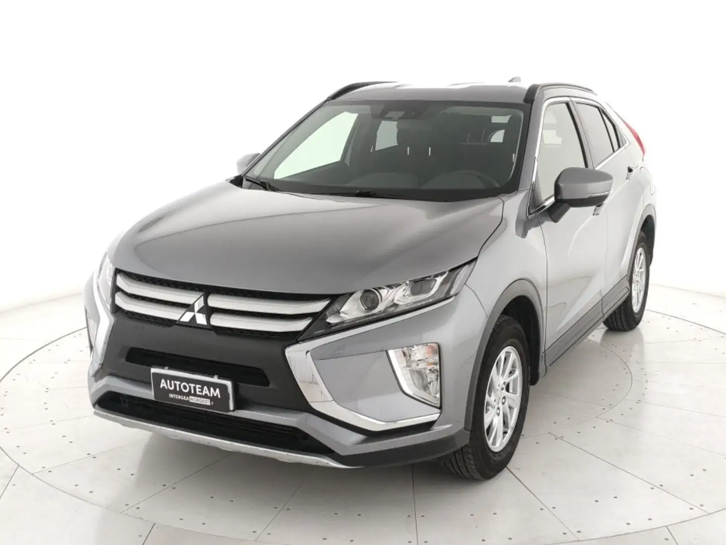 Mitsubishi Eclipse Cross 1.5 t Diamond 2wd Gris - 1