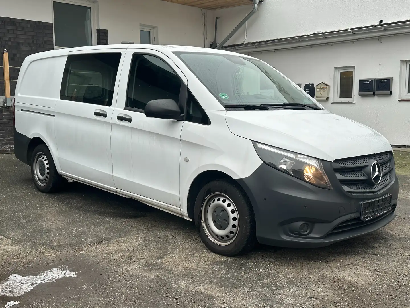 Mercedes-Benz Vito 114 CDI (BlueTEC) Kompakt Aut. Navi/SHZ/PDC Weiß - 2