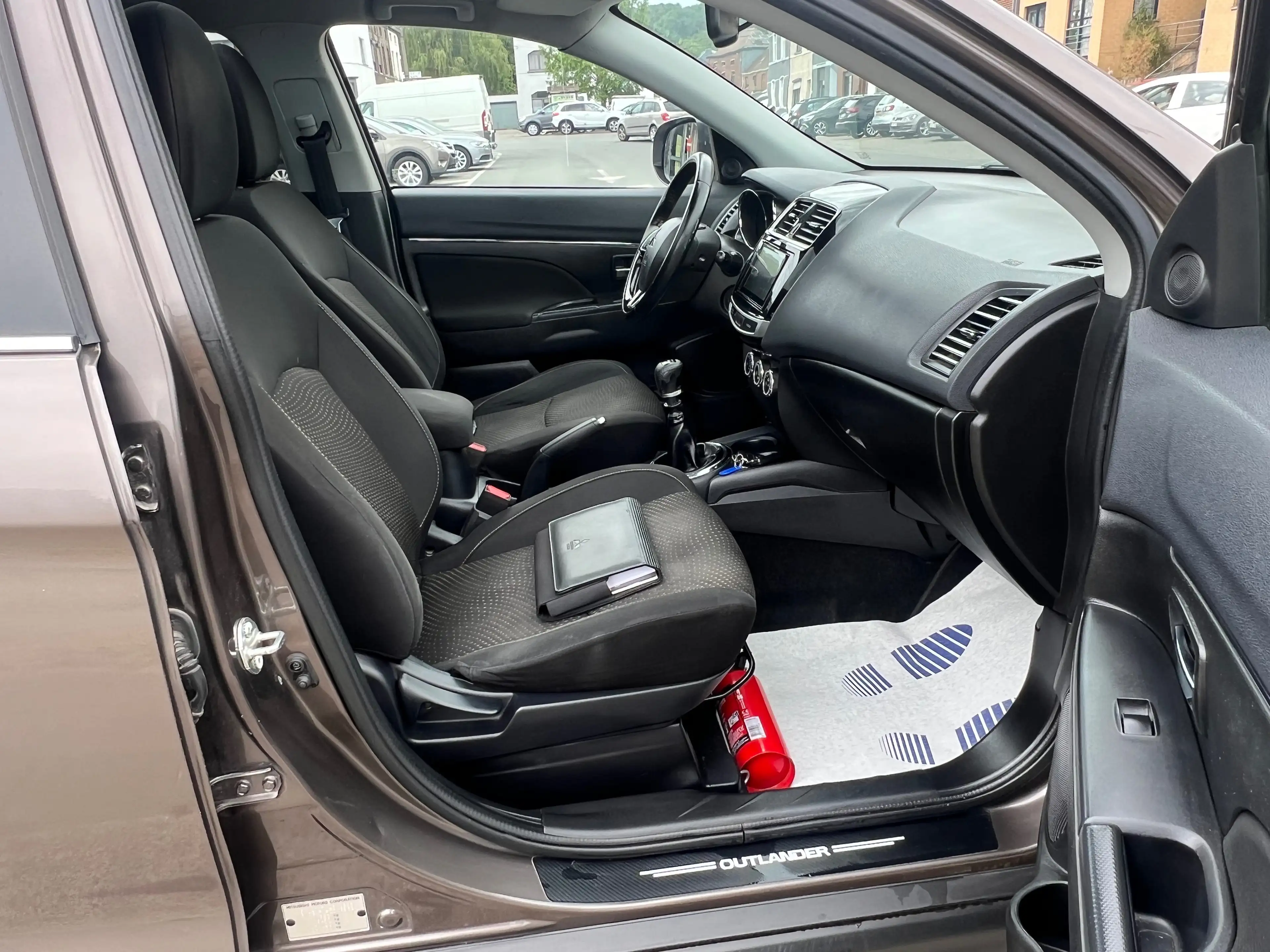 Mitsubishi ASX ASX 1.6 Di-D 4WD Unlimited Edition 4*4 — photo 14