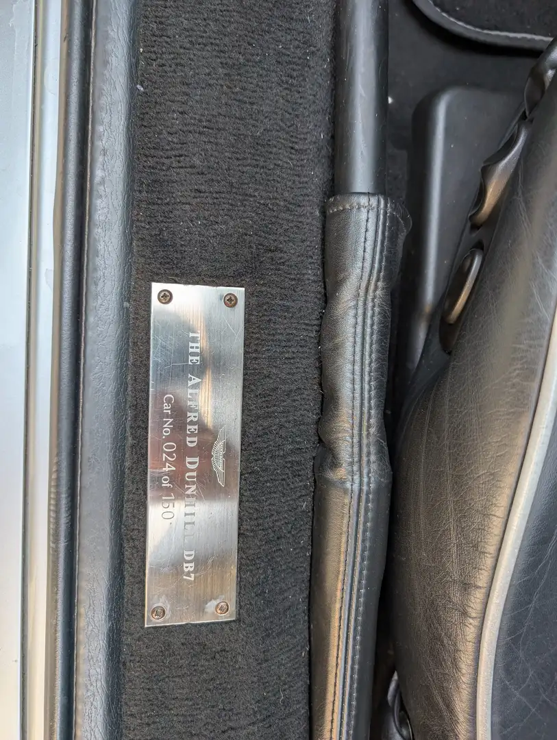 Aston Martin DB7 DB7 coupe 3.2 Srebrny - 2