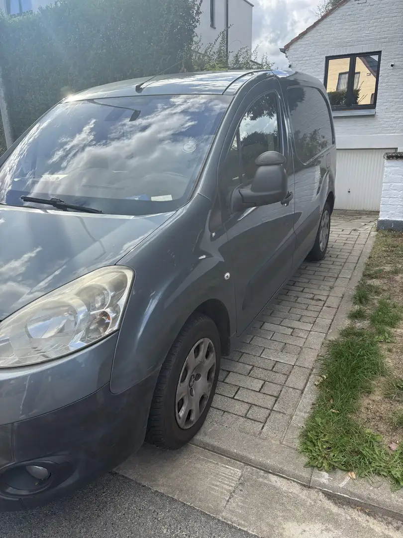 Peugeot Partner 1.6 diesel boîte automatique - 2