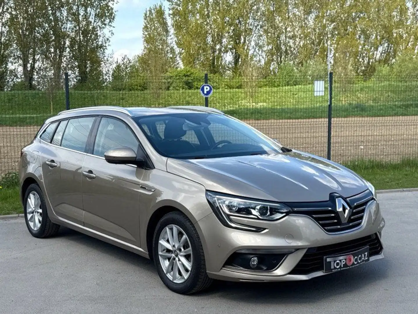 Renault Megane IV ESTATE 1.2 TCE 115CH ENERGY INTENS * 74.000KM * Beige - 2