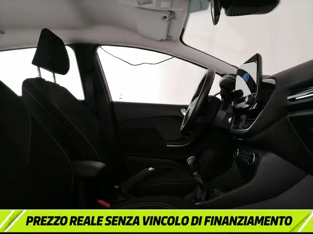 Ford Fiesta view 6