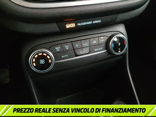 Ford Fiesta view 14