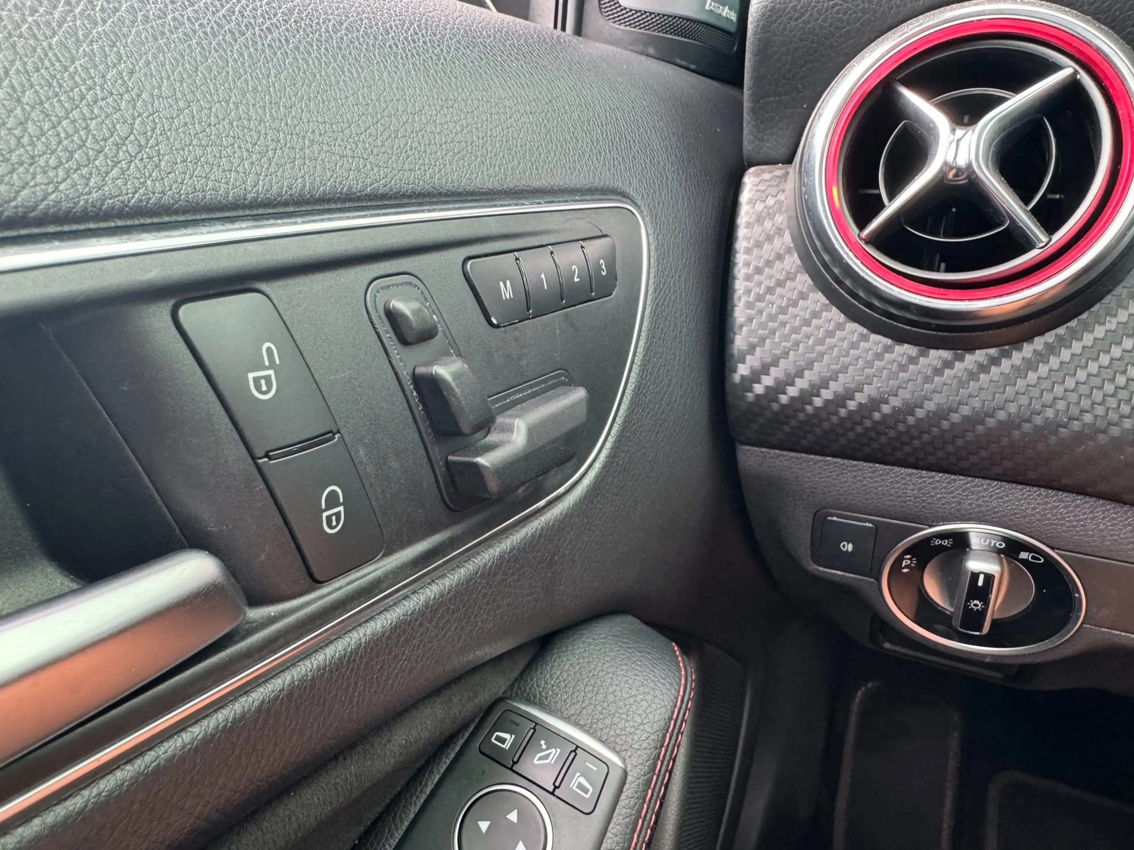 Mercedes-Benz A 250 4MATIC Prestige AMG **HANDEL/EXPORT GEEN GARANTIE* — photo 23