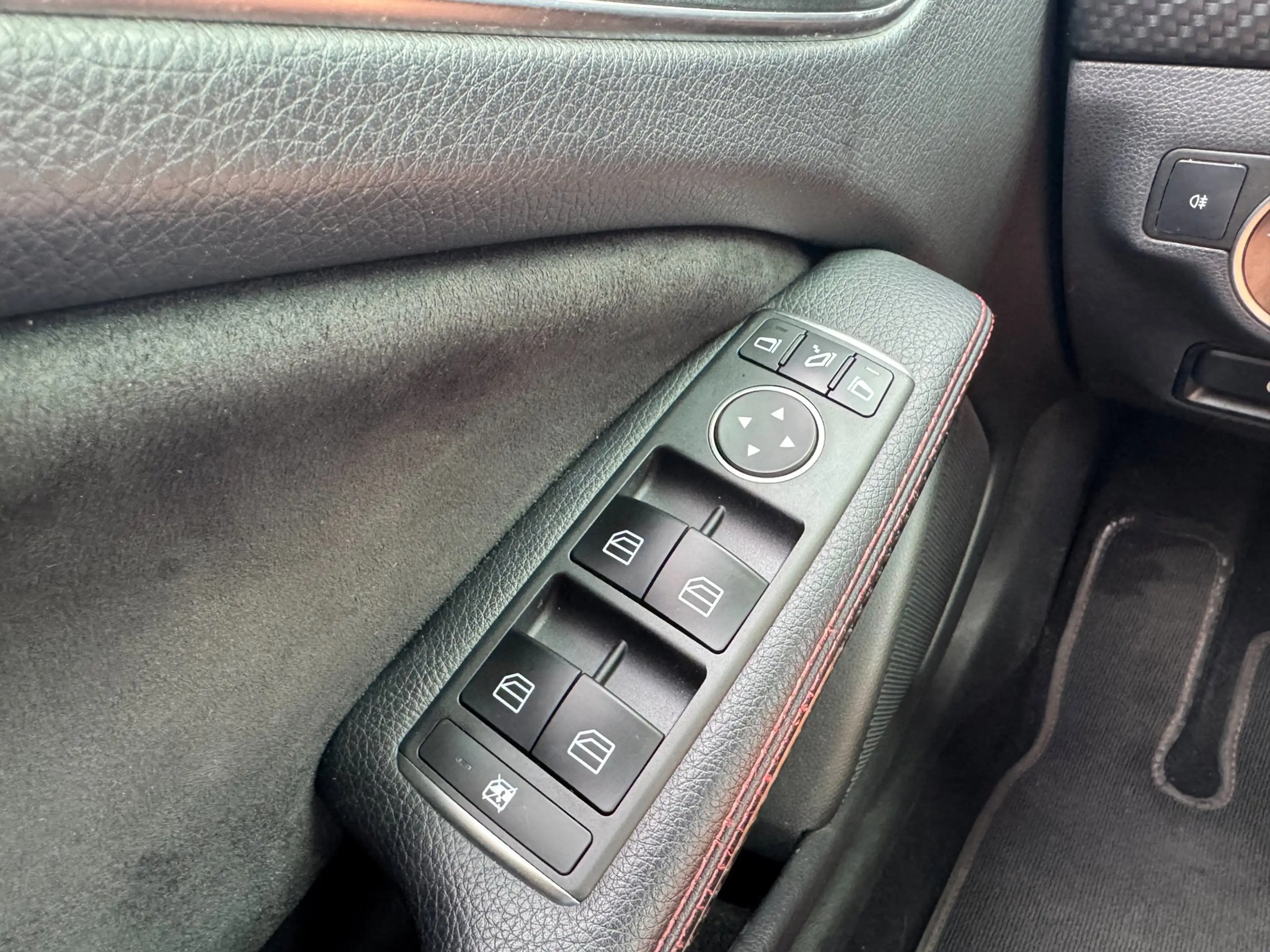 Mercedes-Benz A 250 4MATIC Prestige AMG **HANDEL/EXPORT GEEN GARANTIE* — photo 22