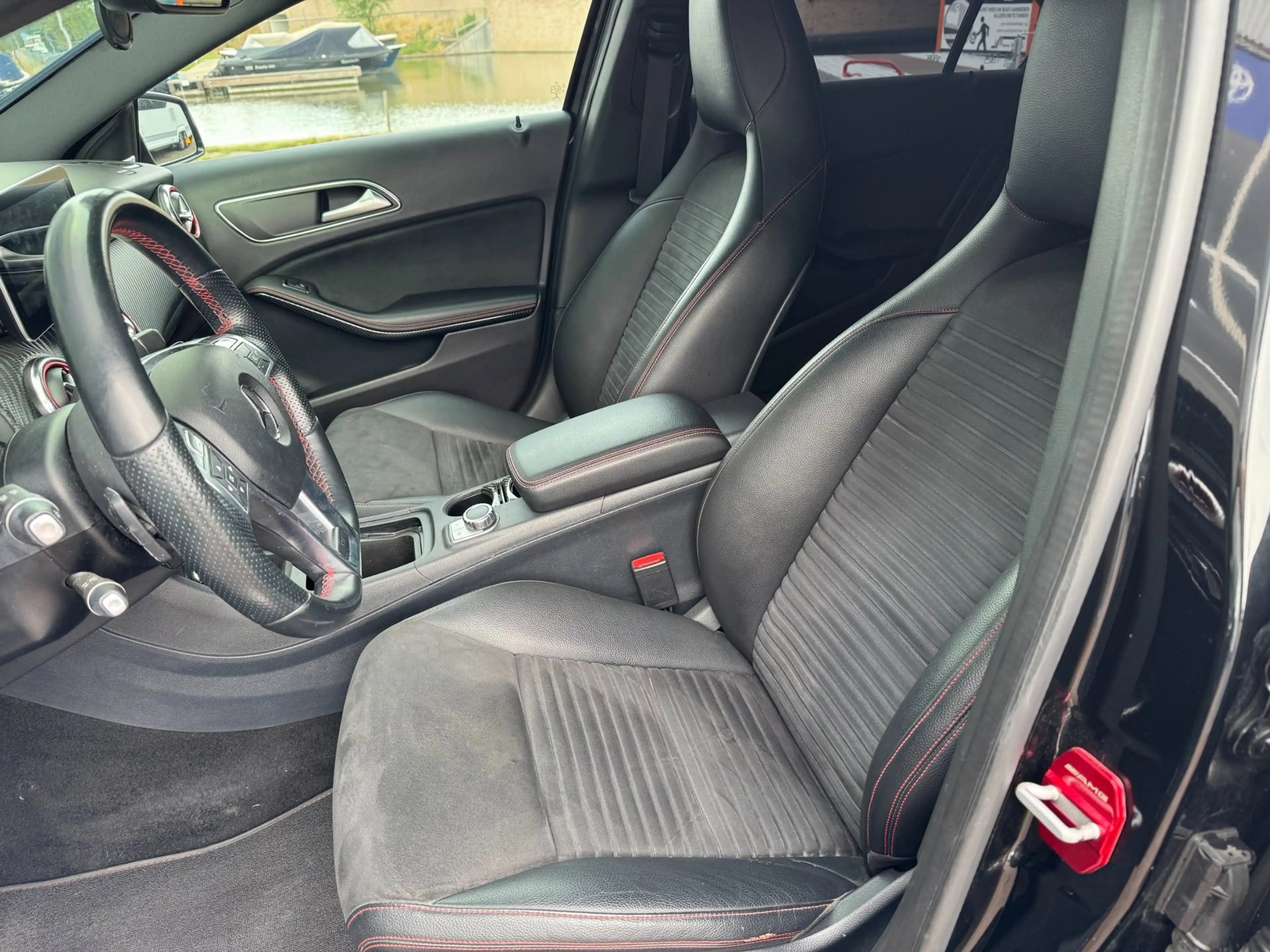 Mercedes-Benz A 250 4MATIC Prestige AMG **HANDEL/EXPORT GEEN GARANTIE* — photo 13