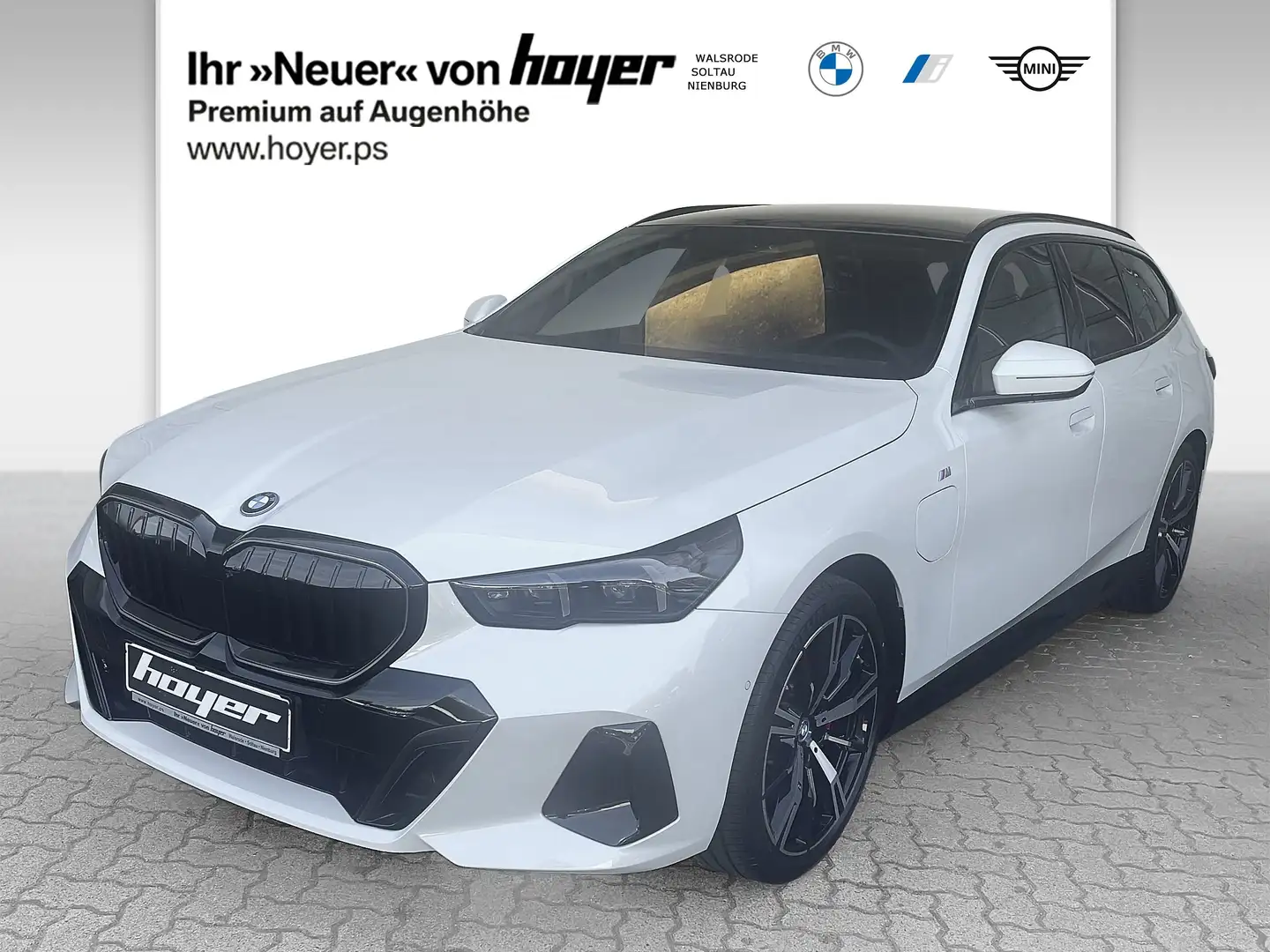 BMW 530 e xDrive Touring A M Sportpaket AHP Pano Bowers&Wi Weiß - 2