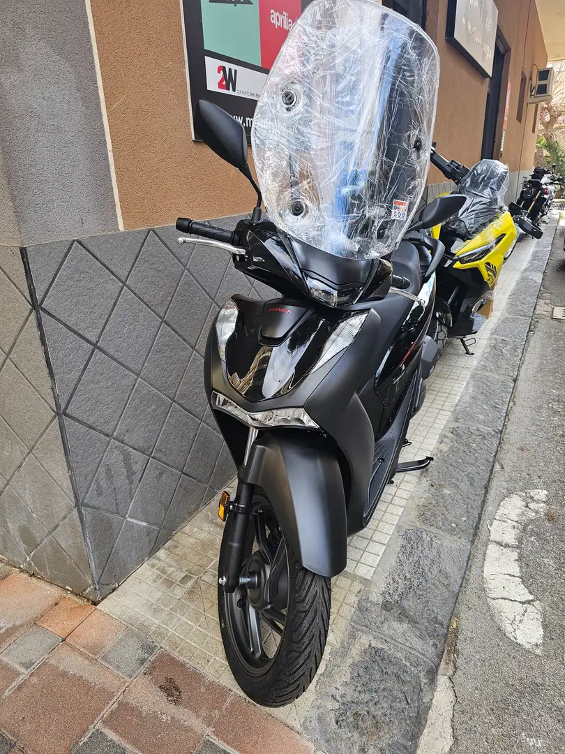 Honda SH 150i SPORT Černá - 1