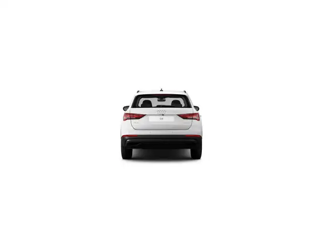 Audi Q3 view 4
