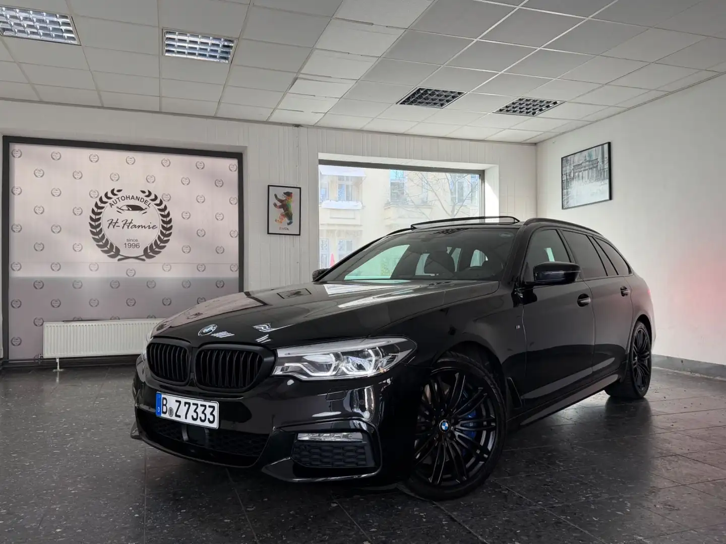 BMW 540 d M-SPORT XDRIVE PANO INDV.SITZE HUD SOFT Schwarz - 1