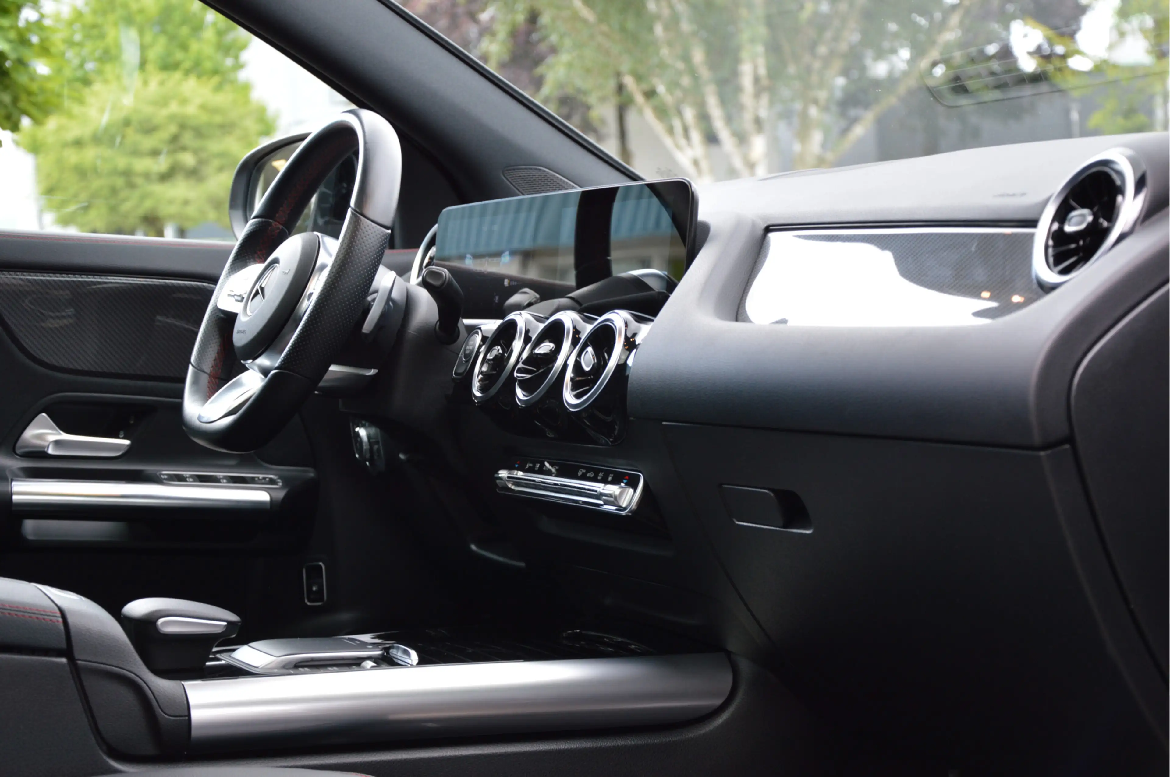 Mercedes-Benz GLA 250 e AMG Line PANORAMADAK | LED | NIGHT PACK | CRUISE — photo 4