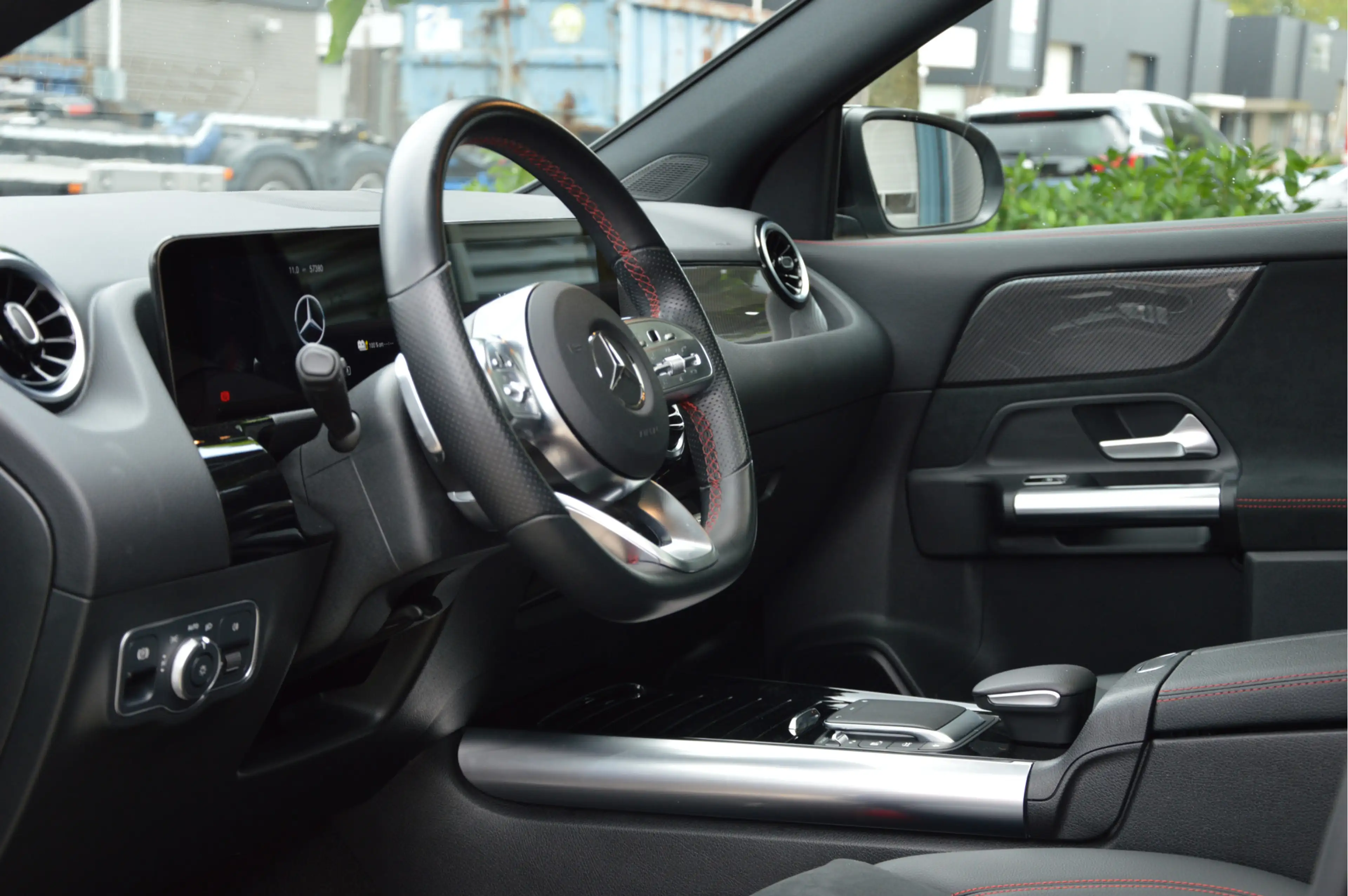 Mercedes-Benz GLA 250 e AMG Line PANORAMADAK | LED | NIGHT PACK | CRUISE — photo 14