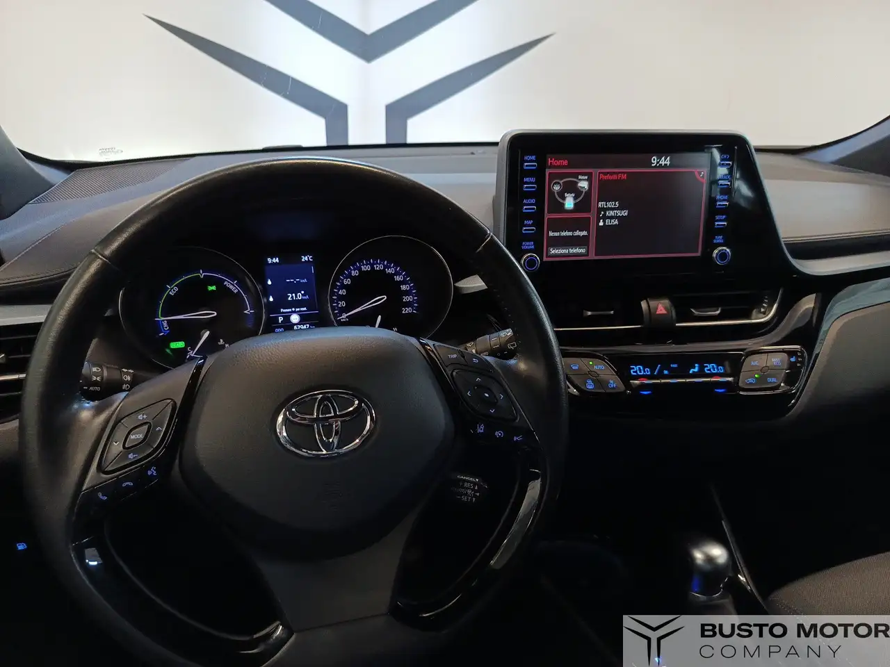 Toyota C-HR — photo 11 sur 16