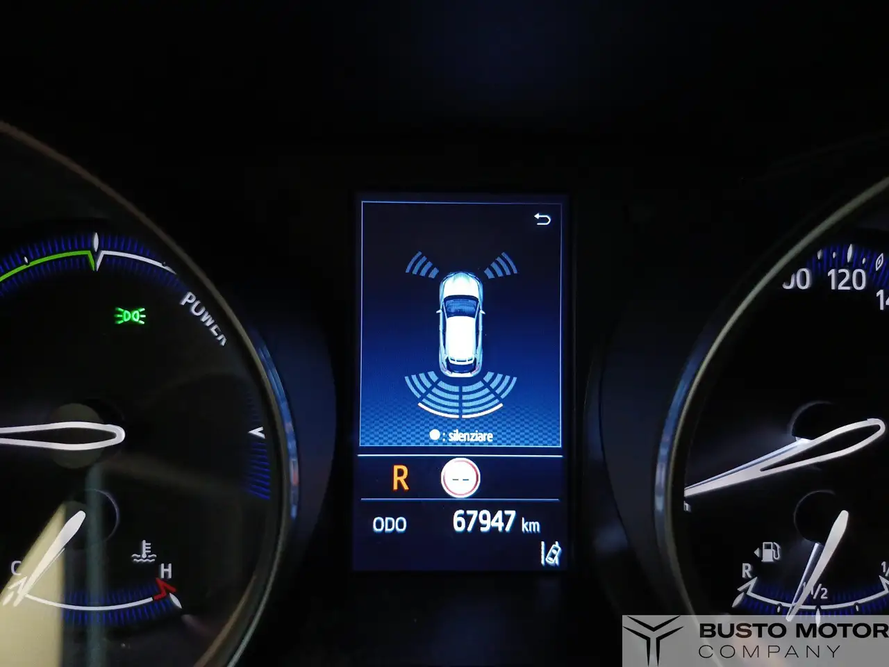 Toyota C-HR — photo 13 sur 16