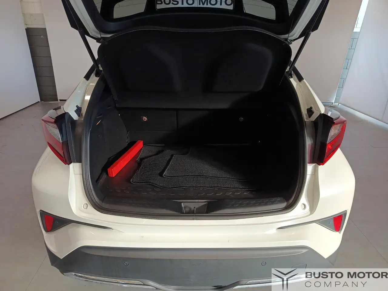 Toyota C-HR — photo 10 sur 16