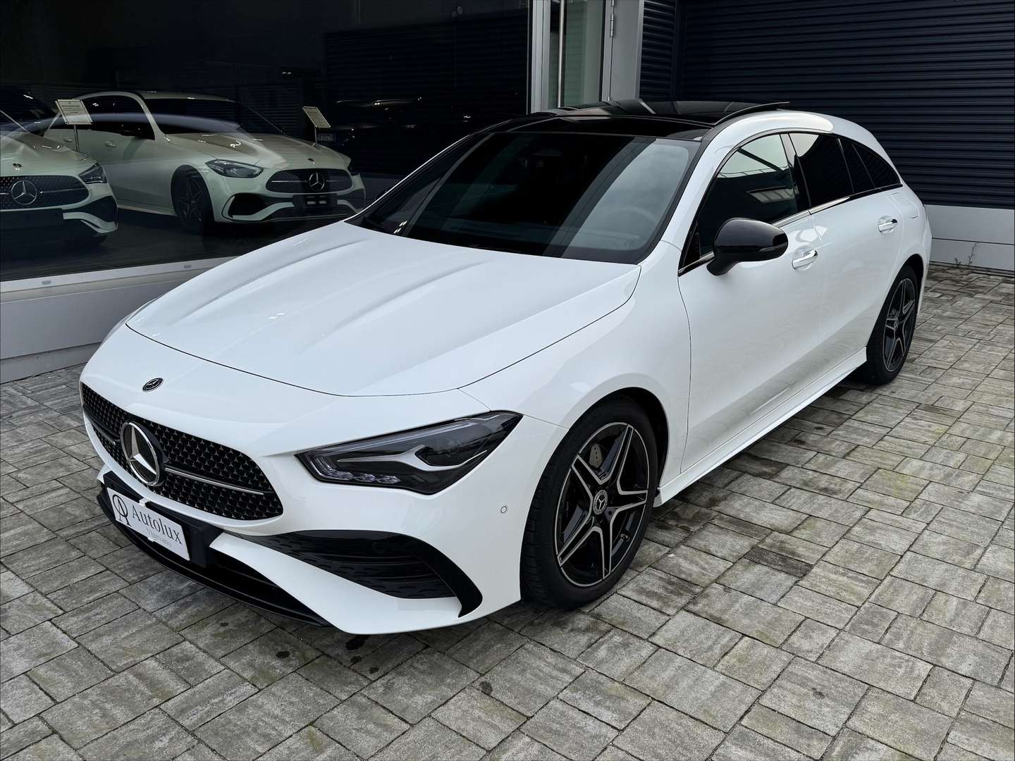 Mercedes CLA Shooting Break 200 AMG LINE -  - Joinsteer - #1