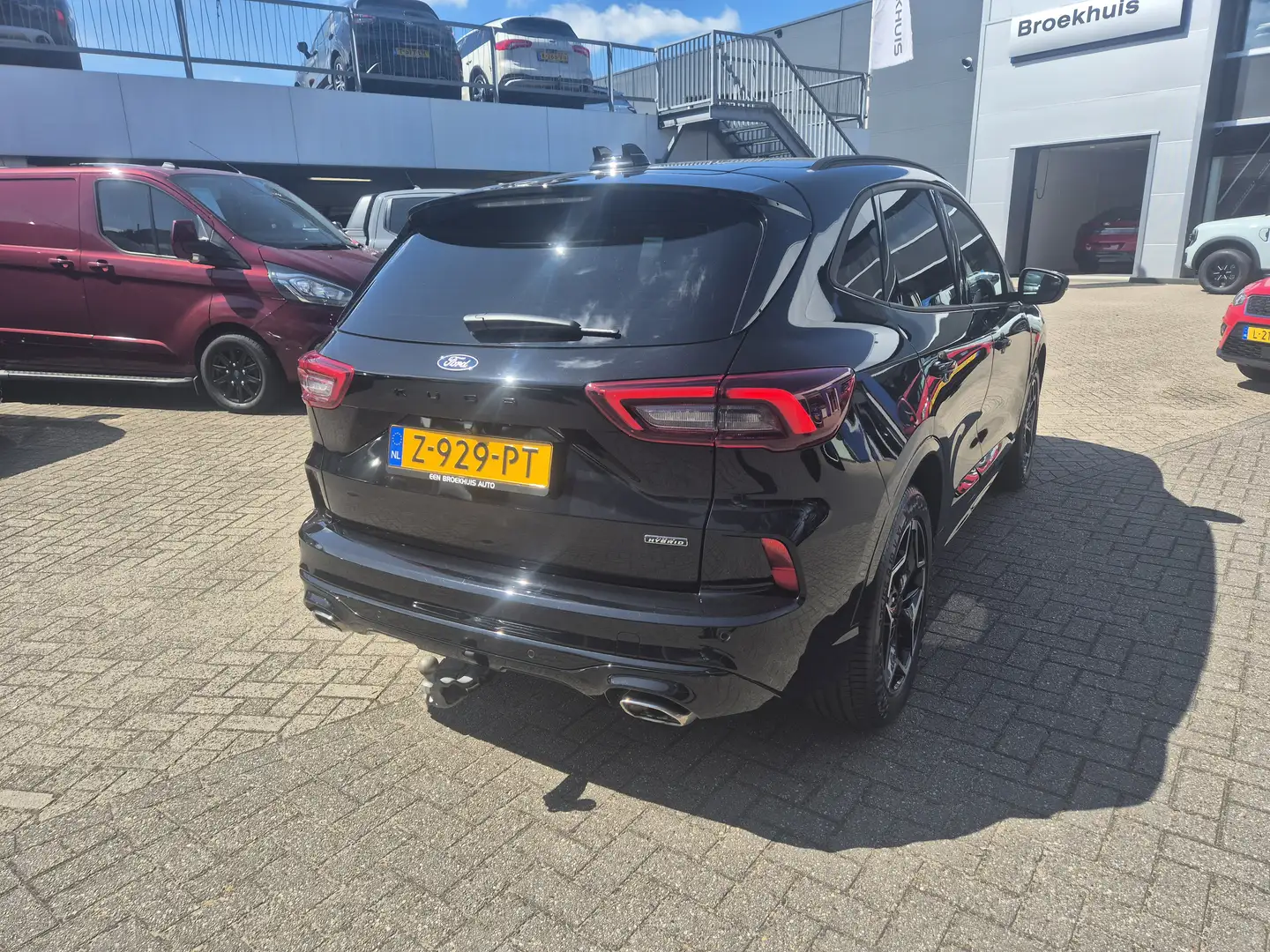 Ford Kuga 2.5 PHEV ST-Line | Trekhaak elektrisch uitklapbaar Zwart - 2